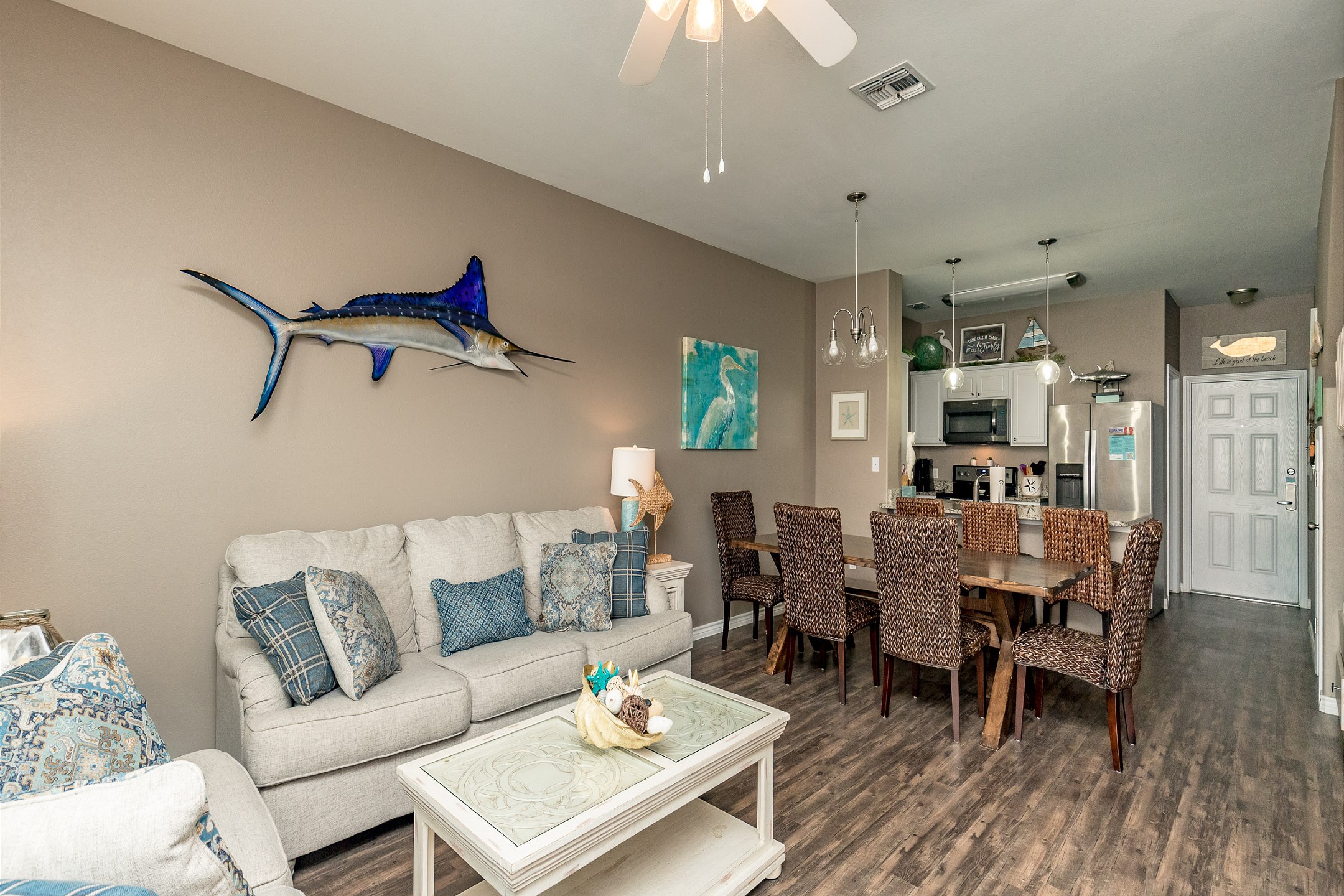 Village by the Beach P903K