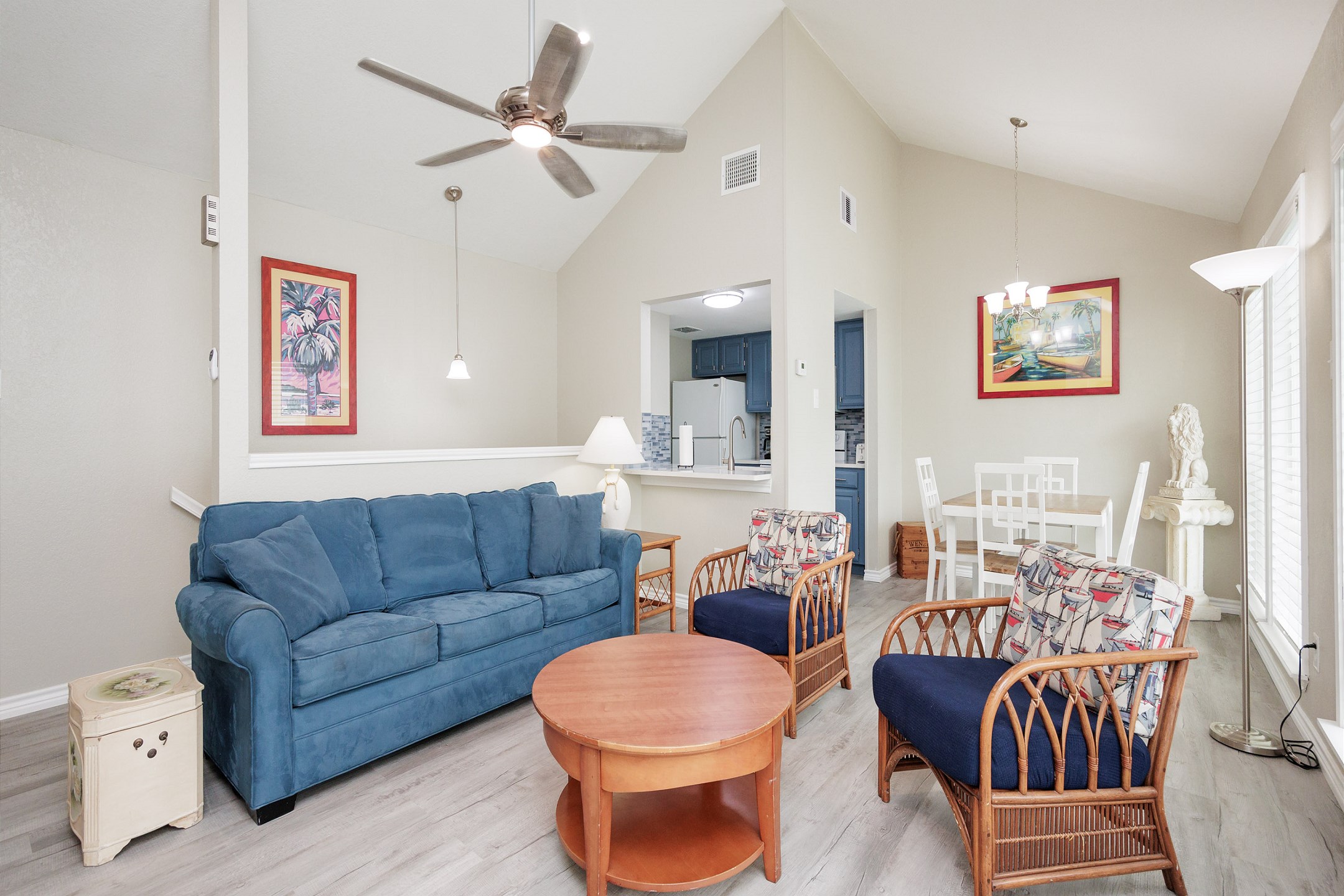 Bright living area with plenty of seating for the family 