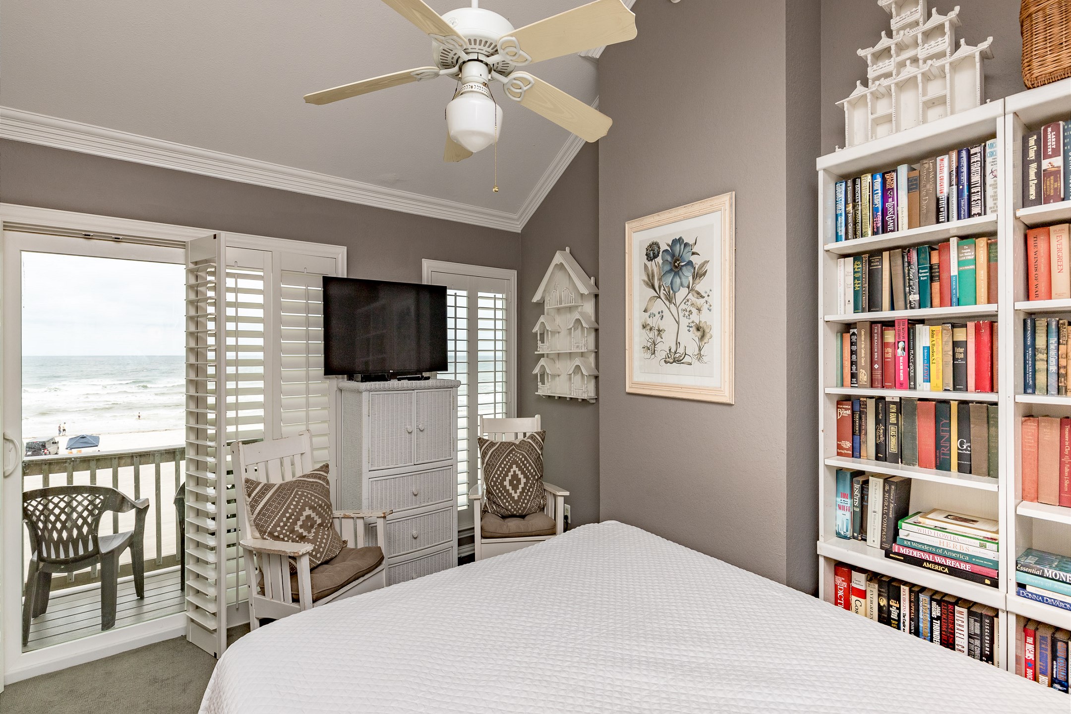 Master bedroom on the second floor with king size bed, ensuite bathroom, private balcony and flat screen TV