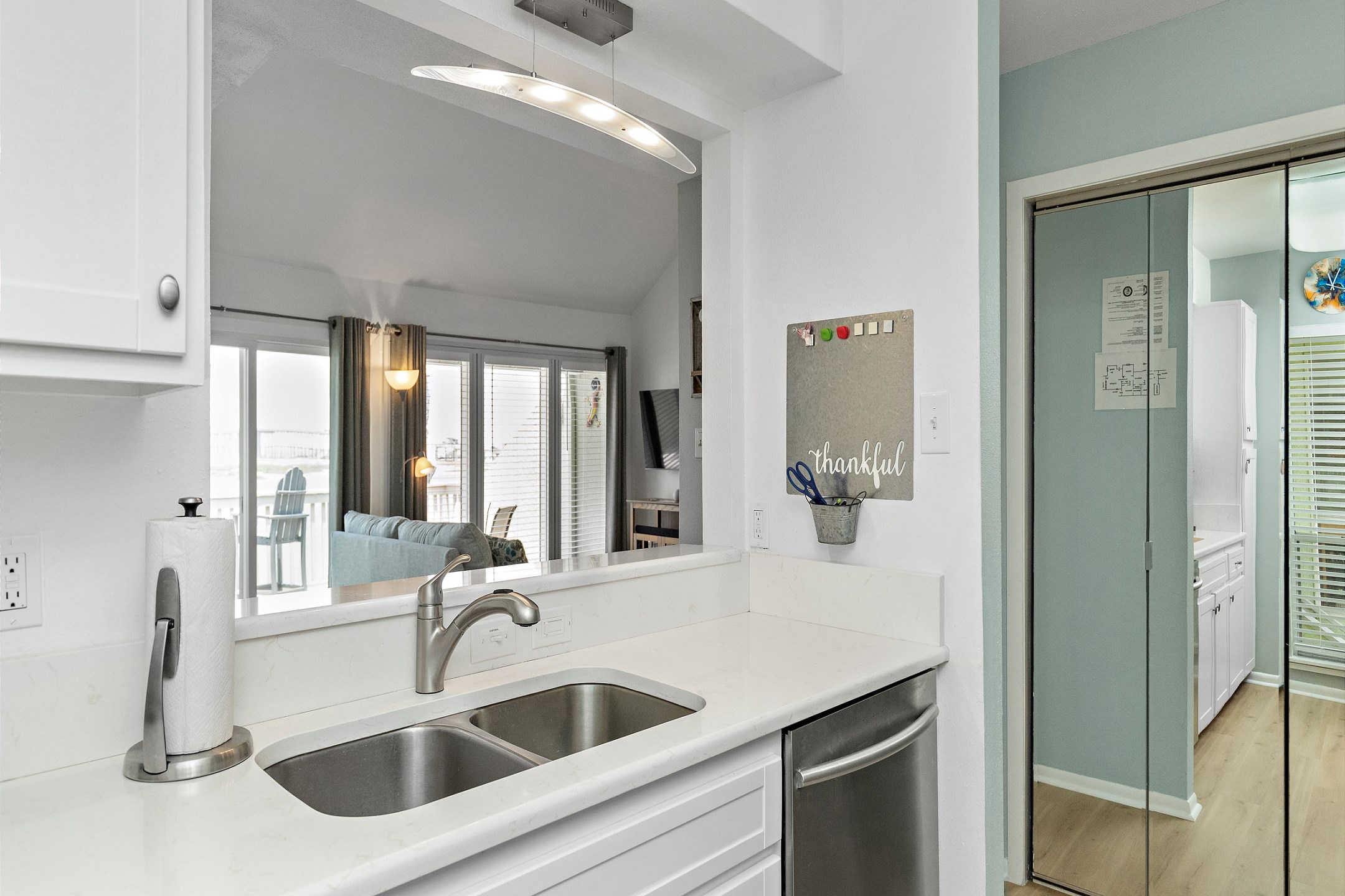 Open concept kitchen with everything you need to cook on vacation 