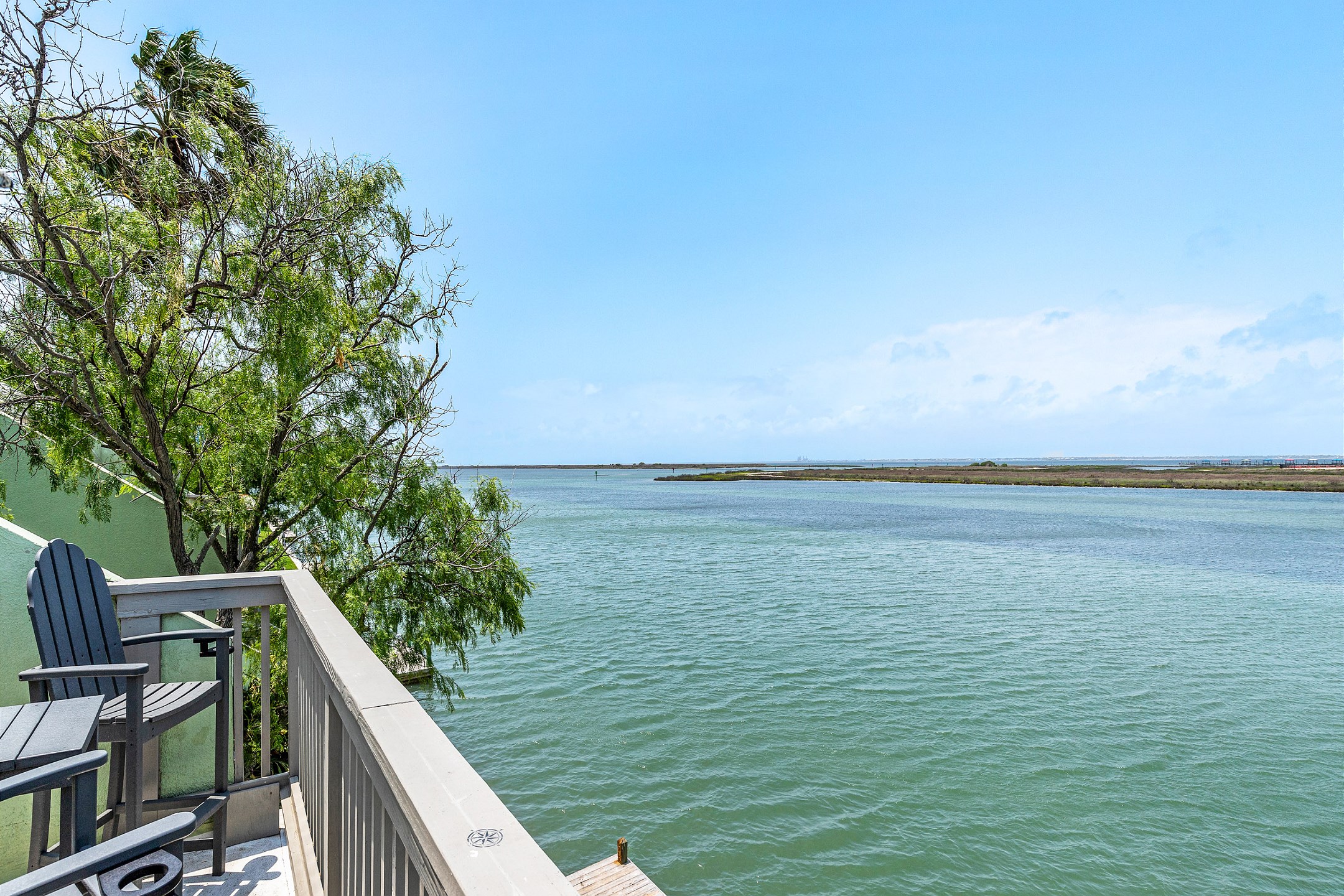 Enjoy the Texas breeze with your favorite beverage and take in the views 