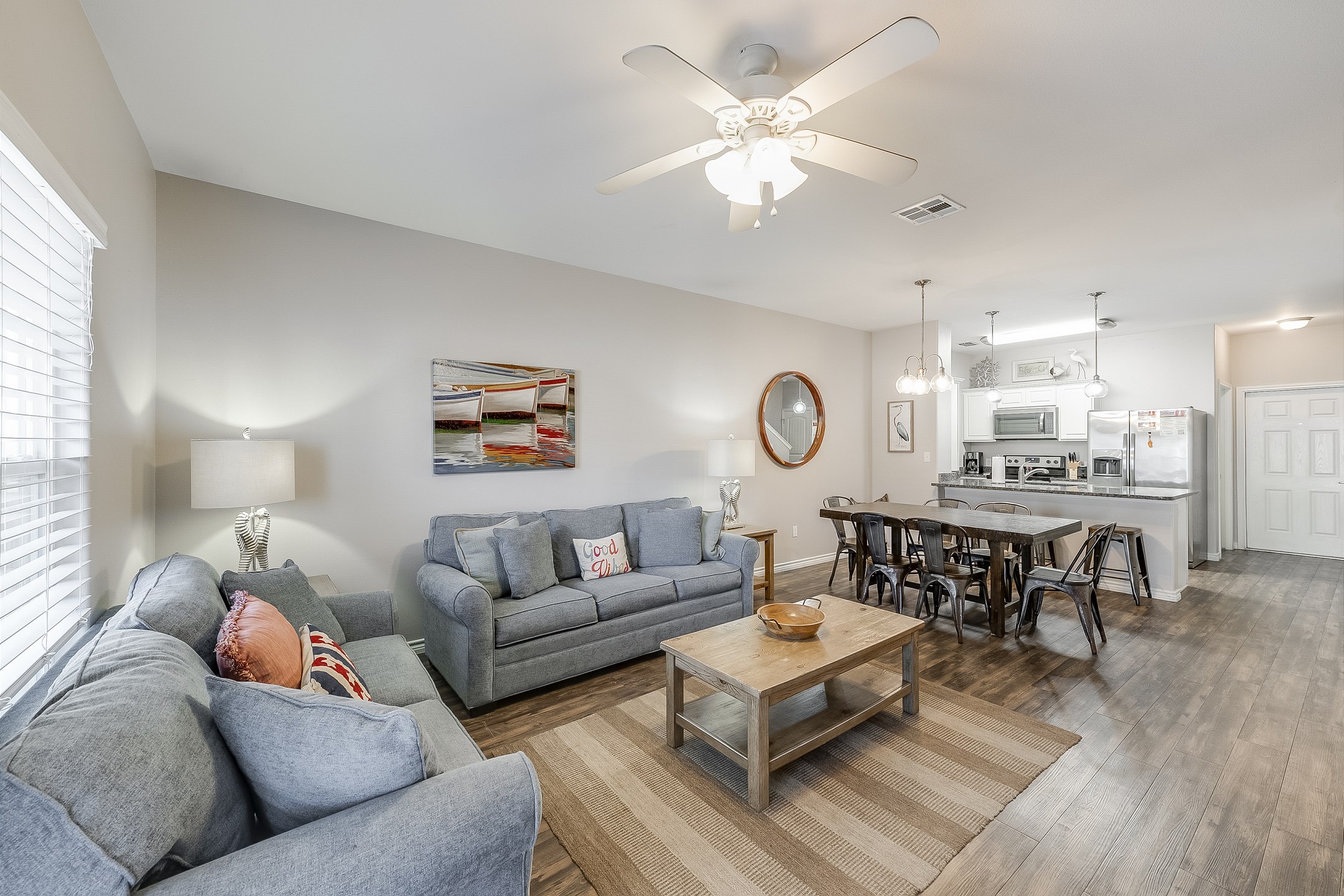 Village by the Beach P911