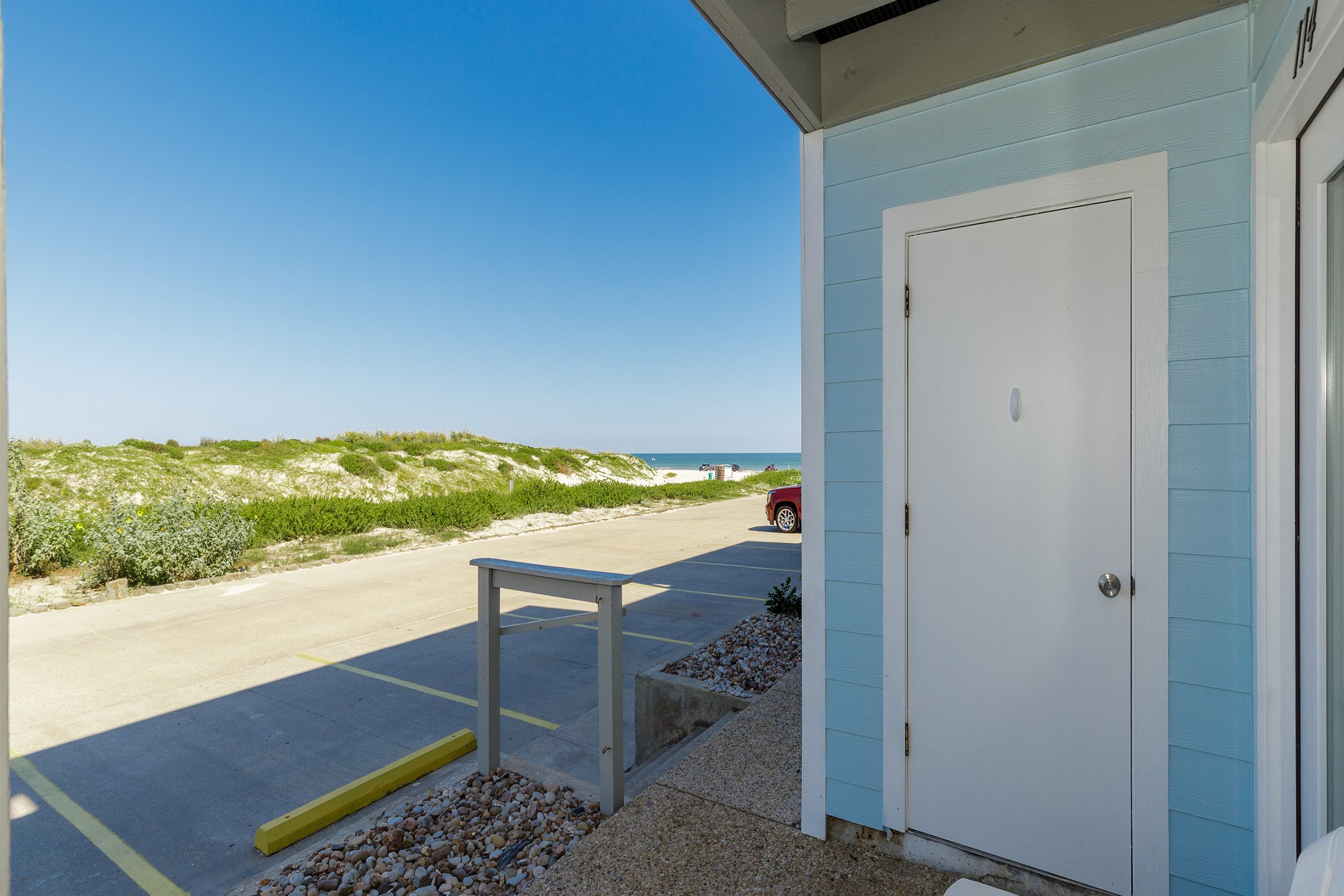 Step out onto your private patio with a front-row seat to the Gulf of Mexico and a direct path to the beach—paradise is just steps away.