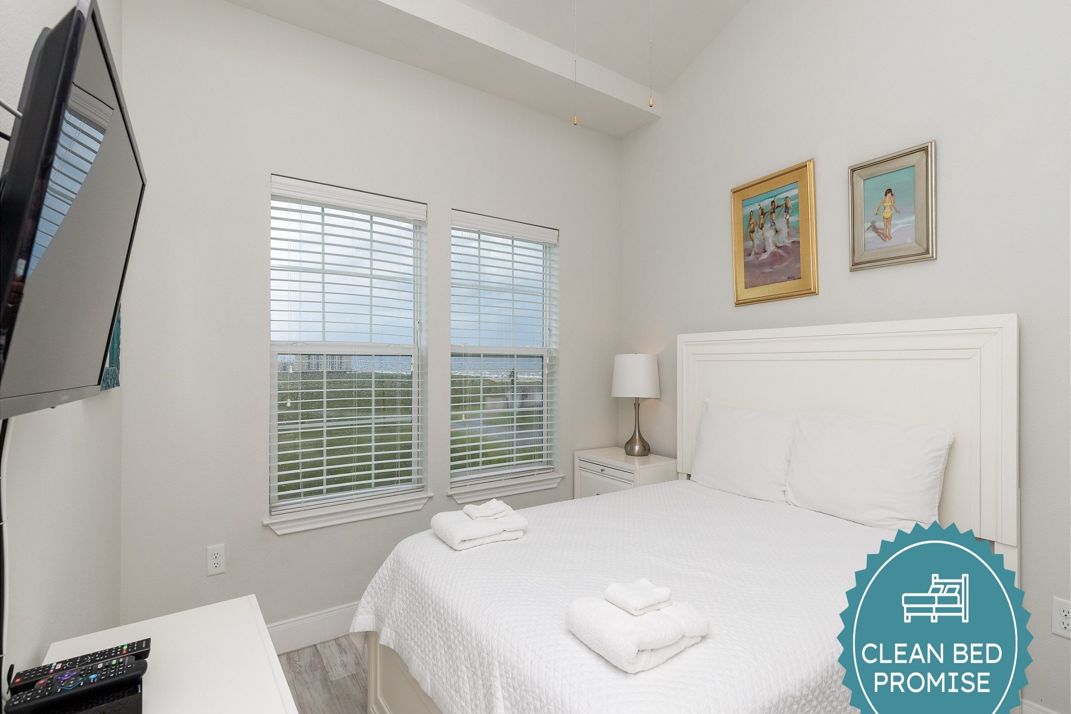 Third bedroom on third floor with queen size bed