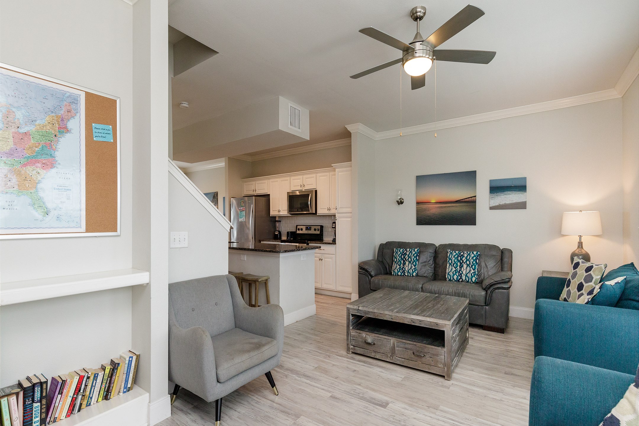 Living area to relax in during your vacation 