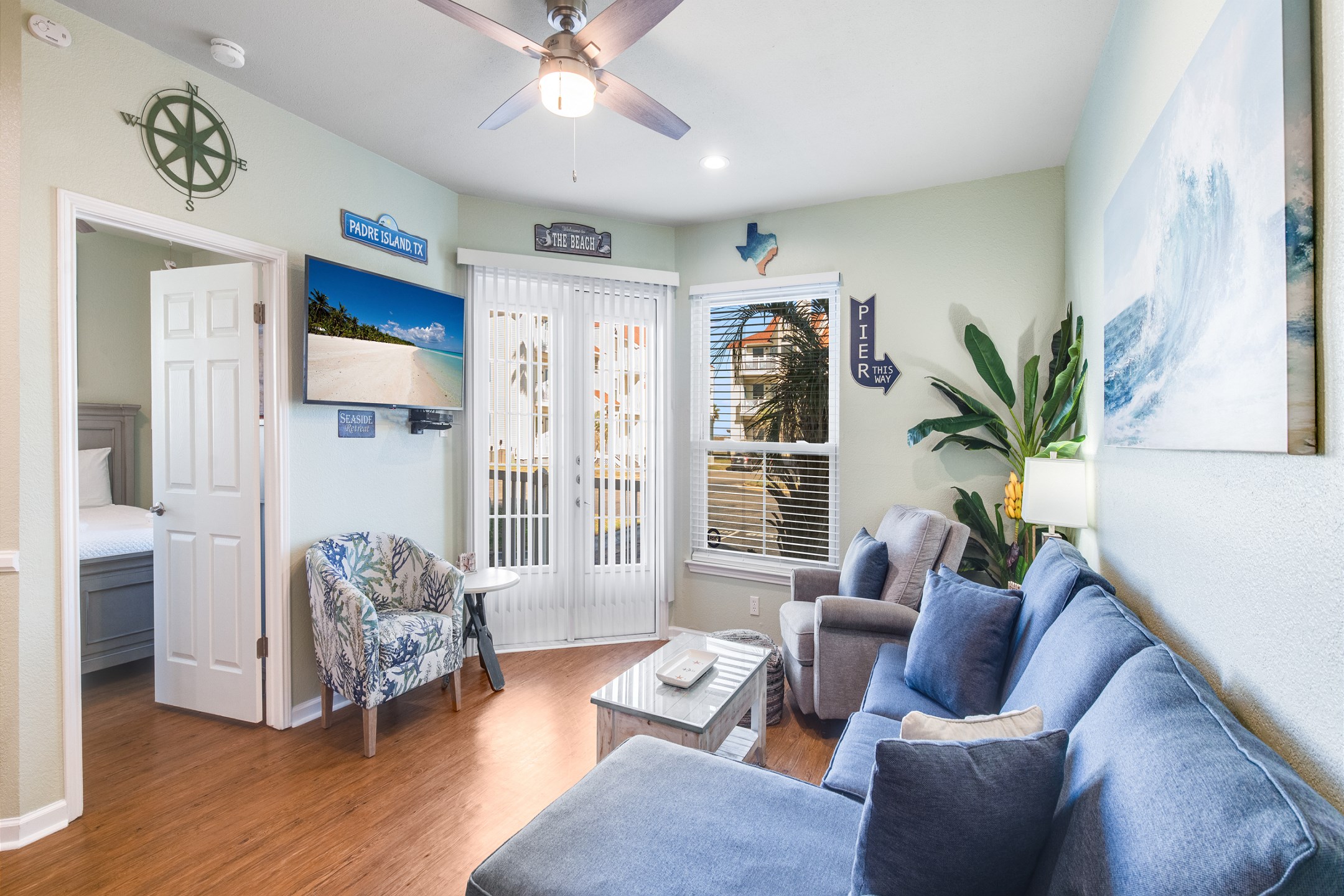 Seaside Retreat CBC136K 3