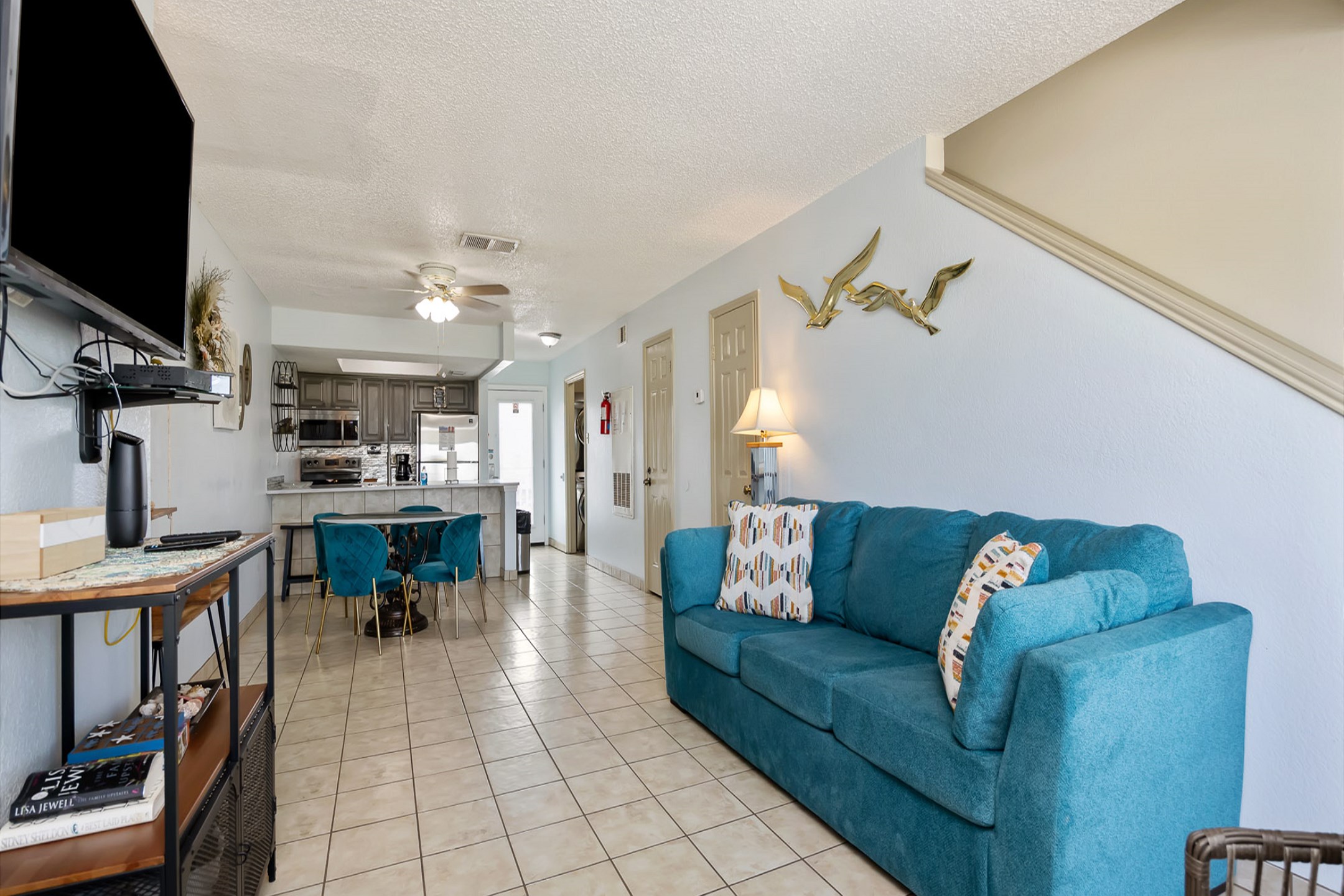 Open concept living, kitchen, and dining area 