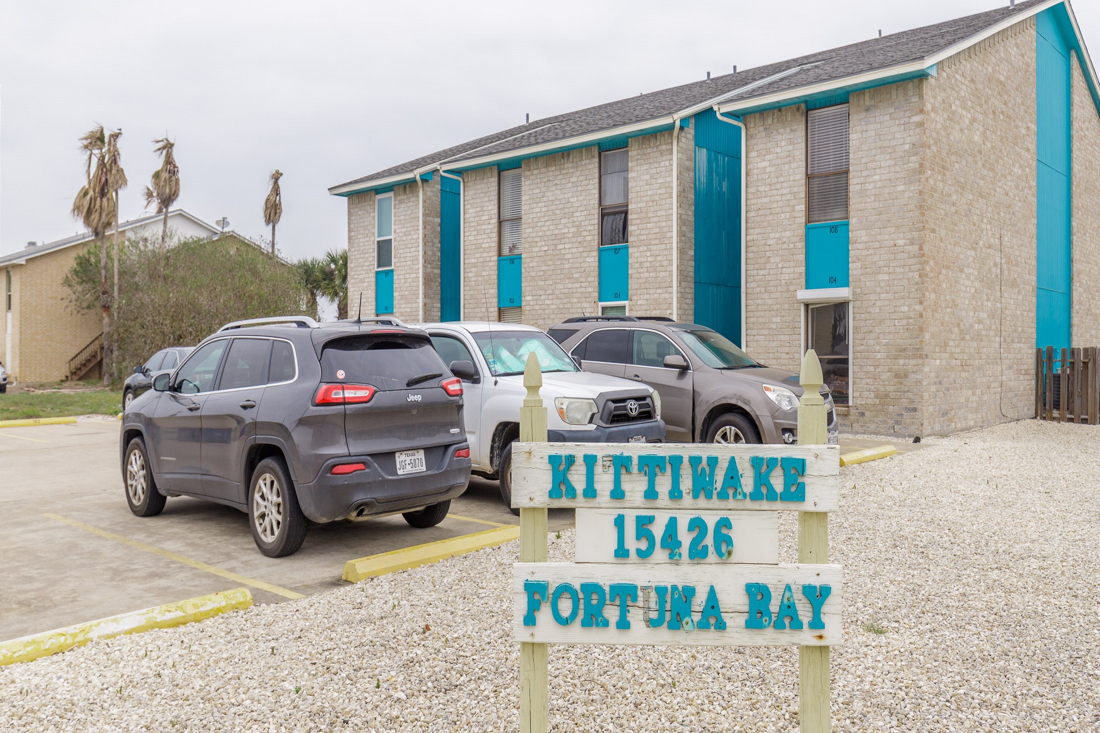 Welcome to the Kittiwake Complex on Fortuna Bay 