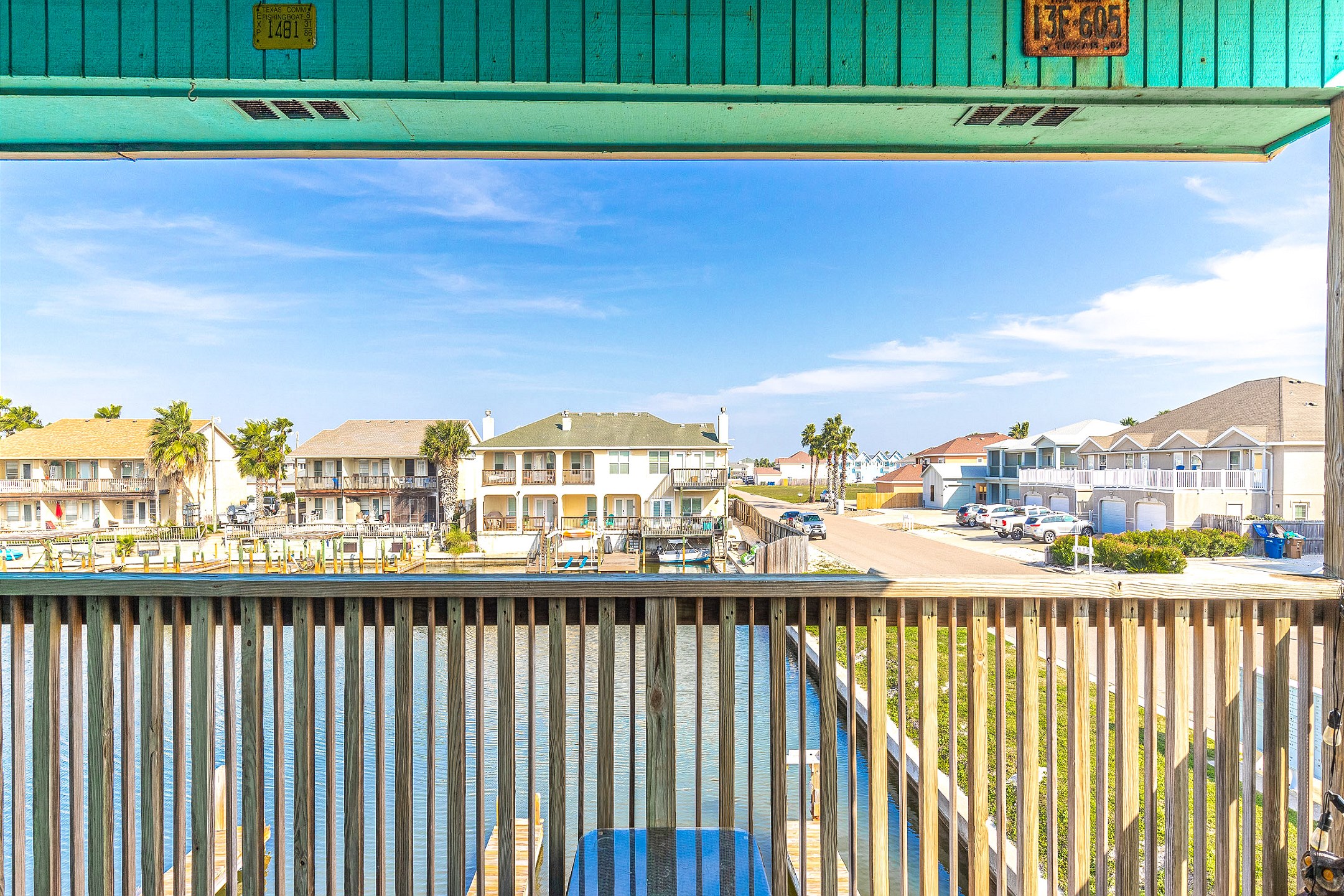 Great balcony space to enjoy during your vacation 