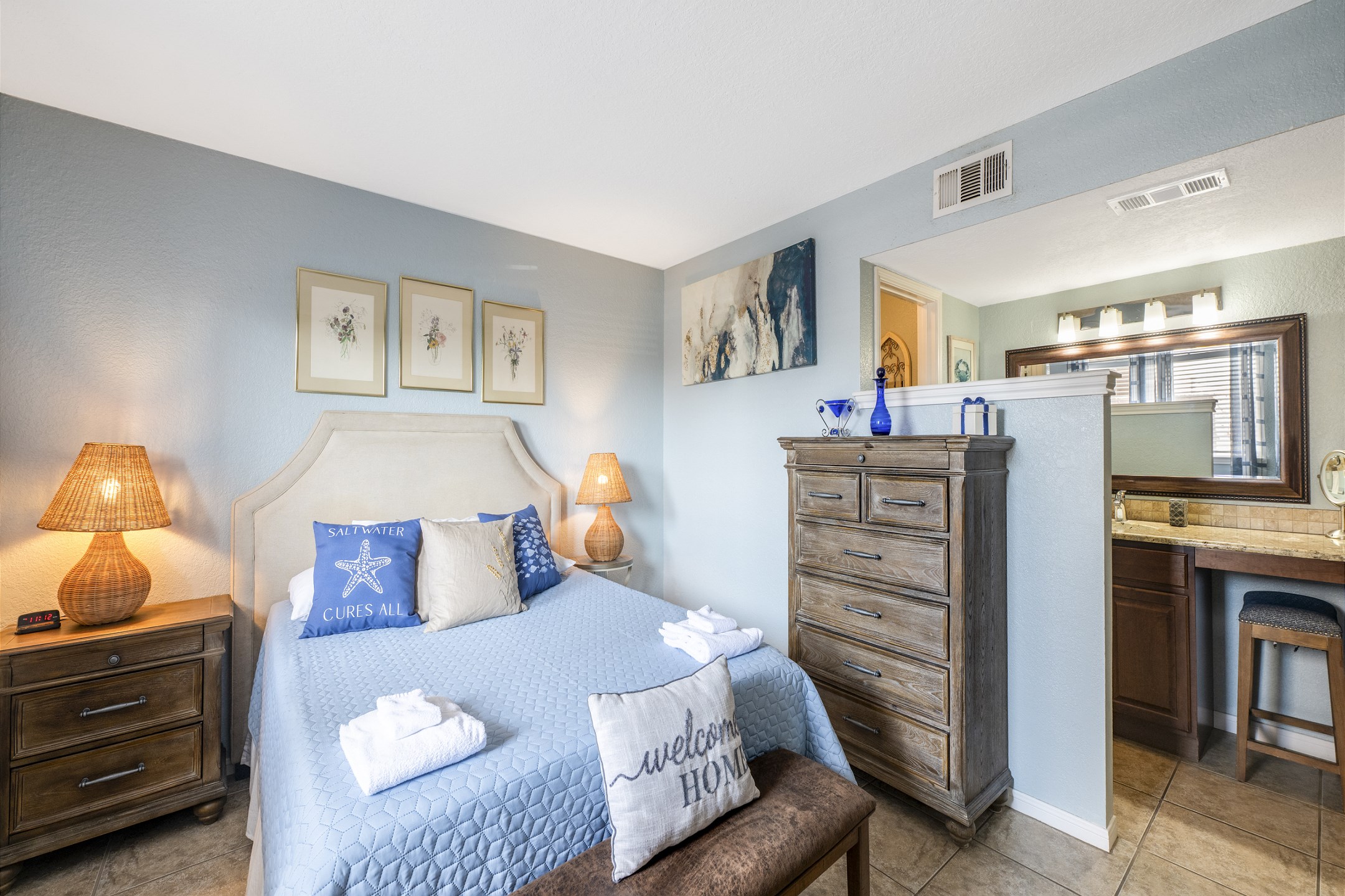 Private king-size sanctuary