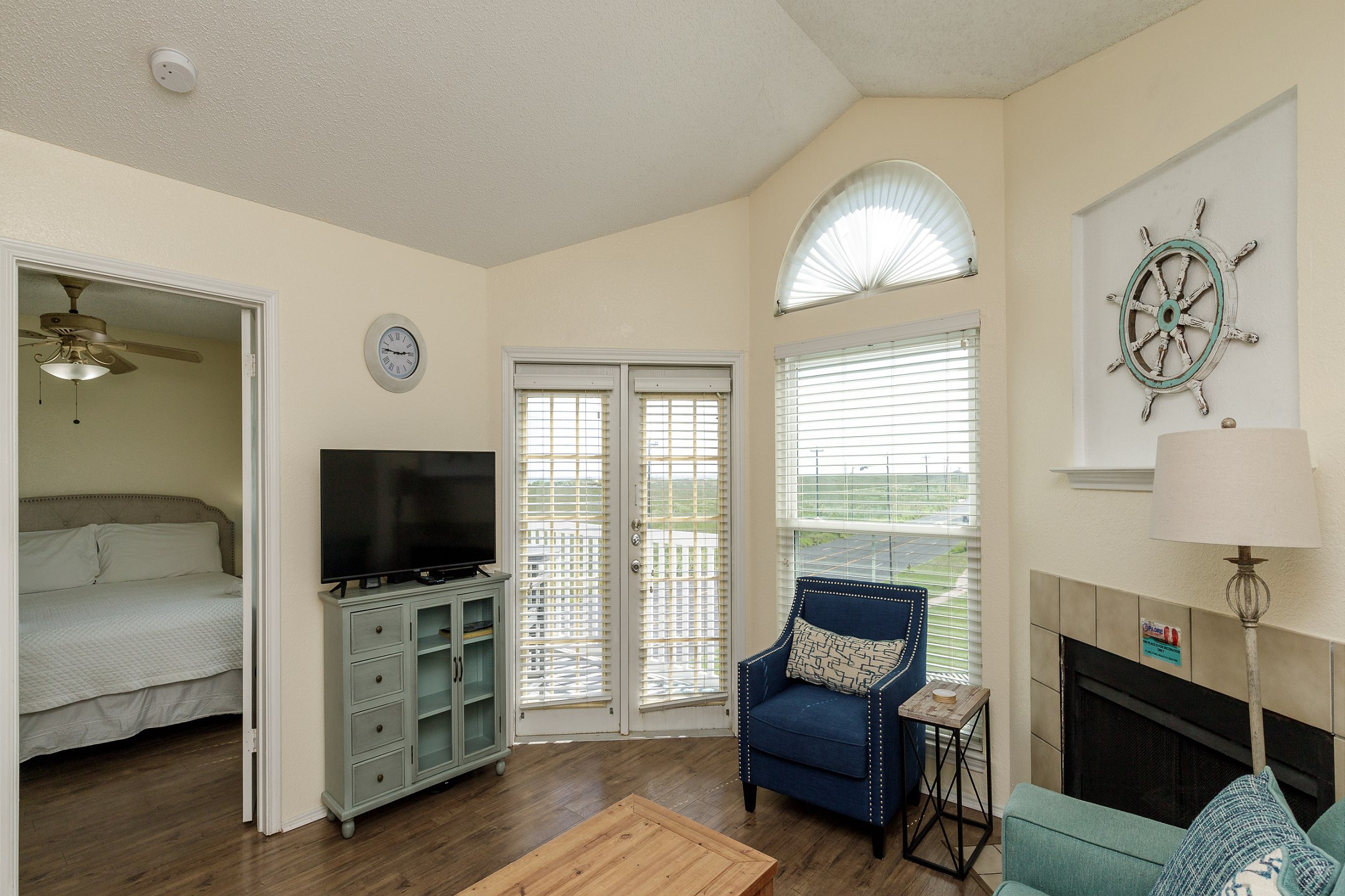 Access to outdoor patio or balcony from the living area