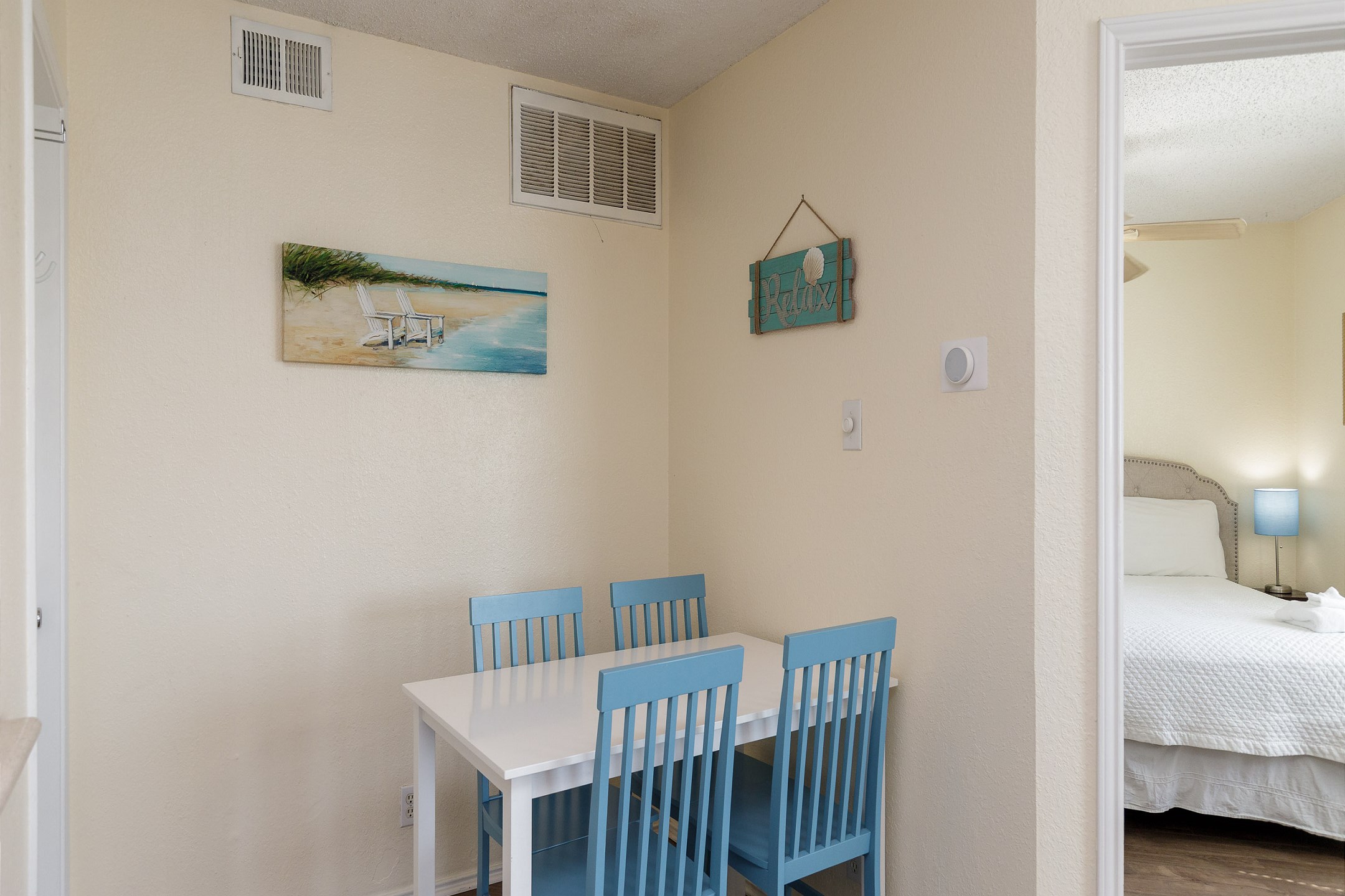 Dining area, seating for four