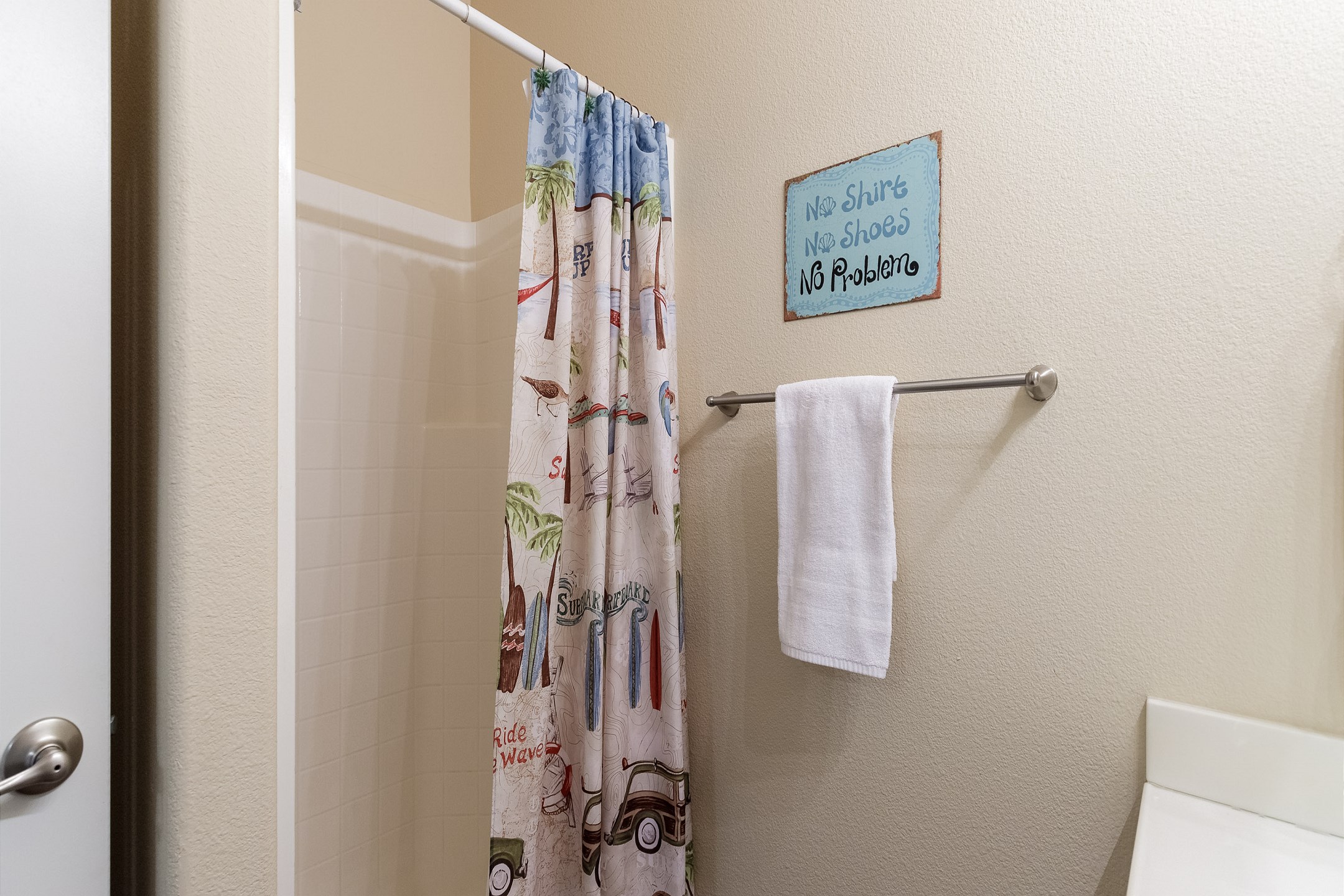 Guest bathroom with walk in shower 