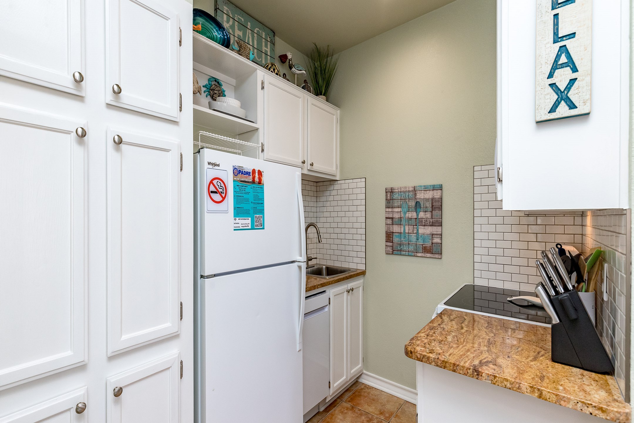 Compact, yet fully equipped to handle every meal 