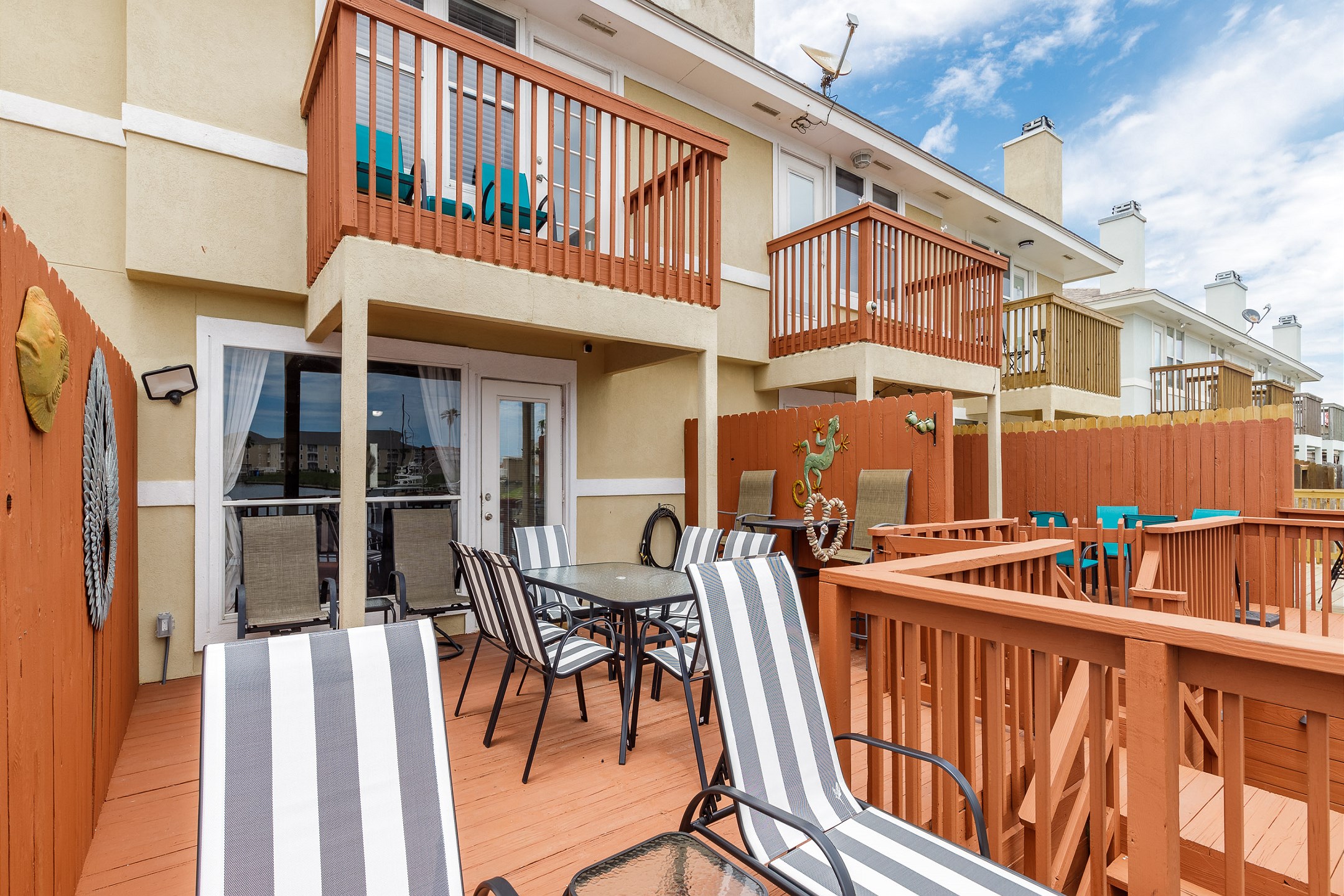 Large deck off living area with plenty of seating 