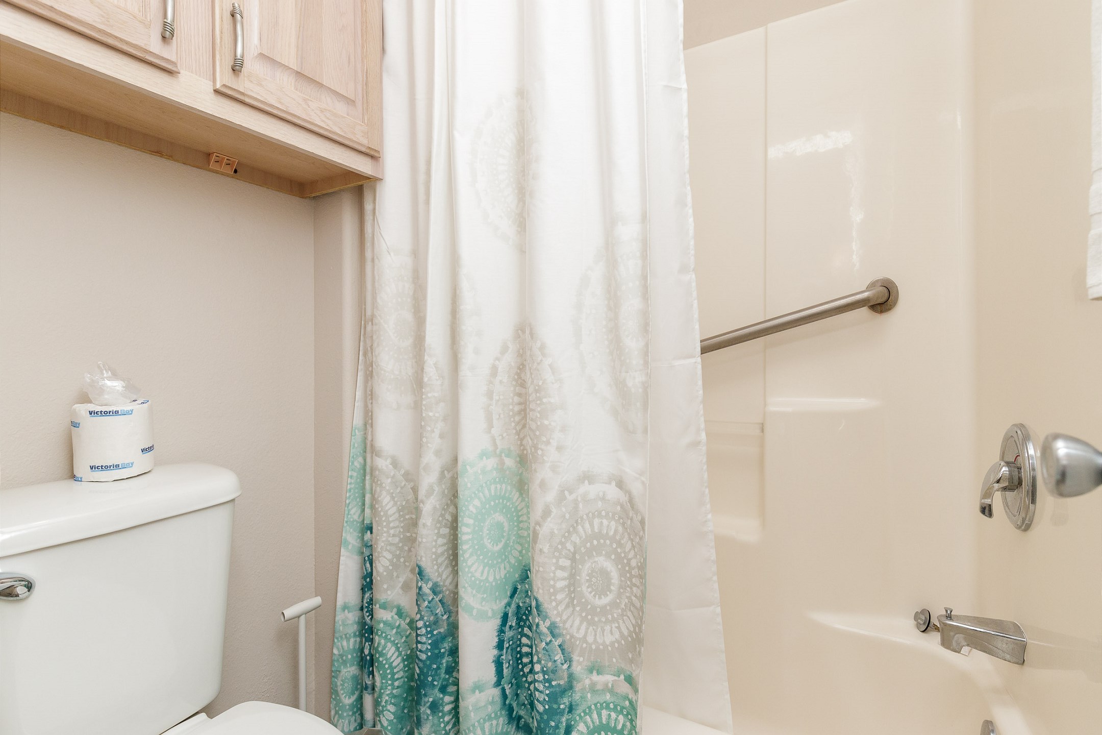 Master bathroom with tub/shower combo