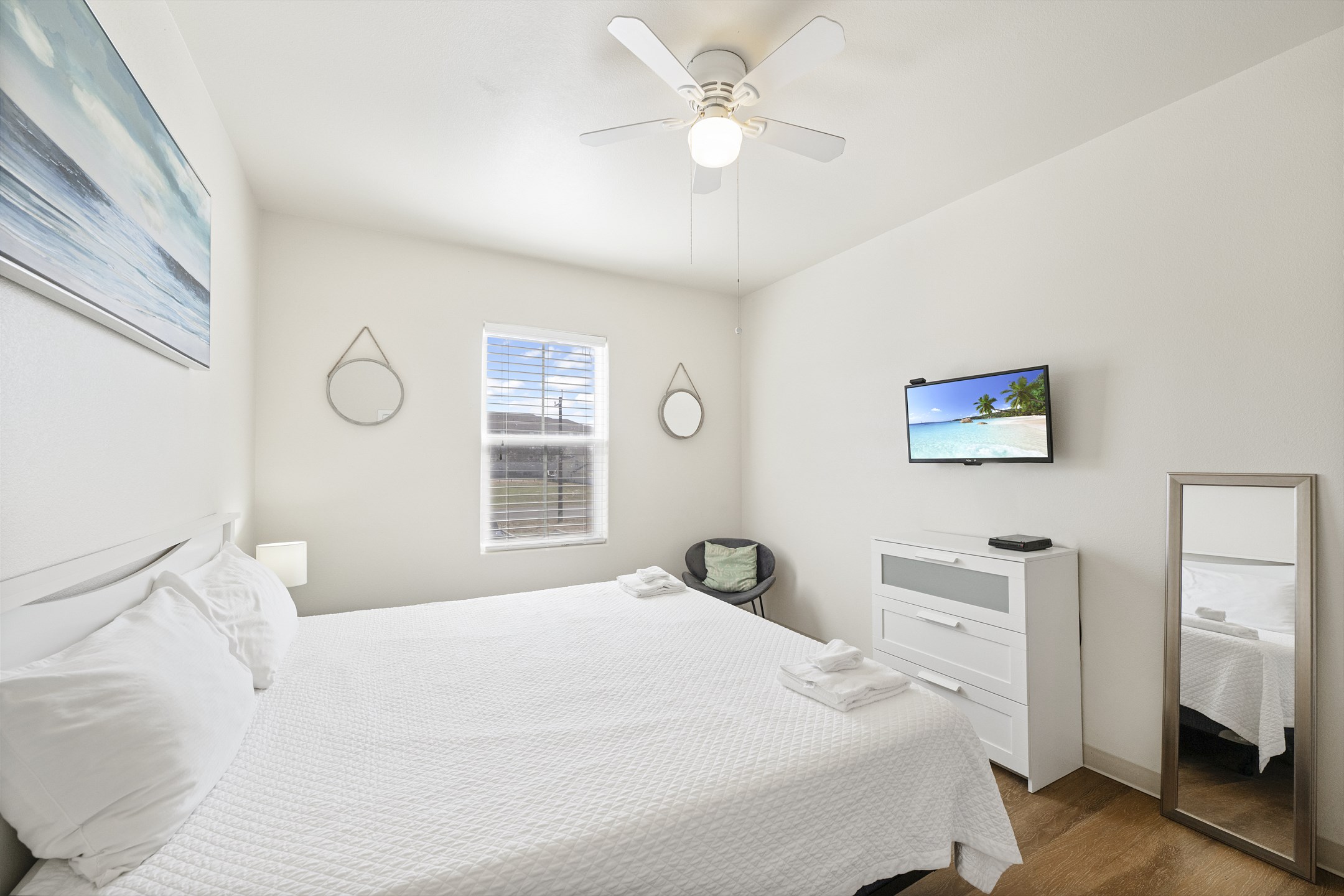 Third bedroom on the second floor with king size bed and flat screen TV