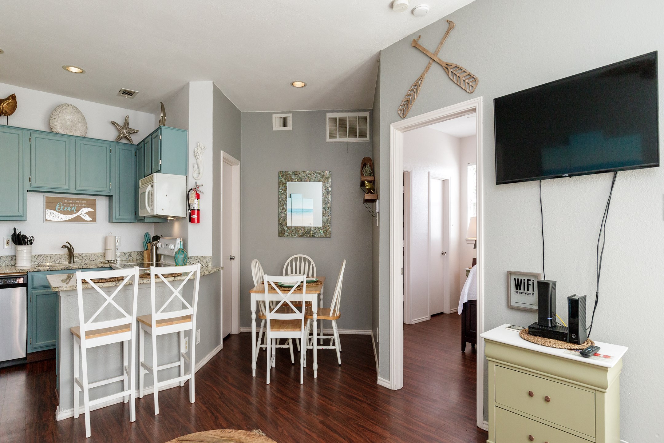 Spacious living, kitchen and dining area to spend time with the family