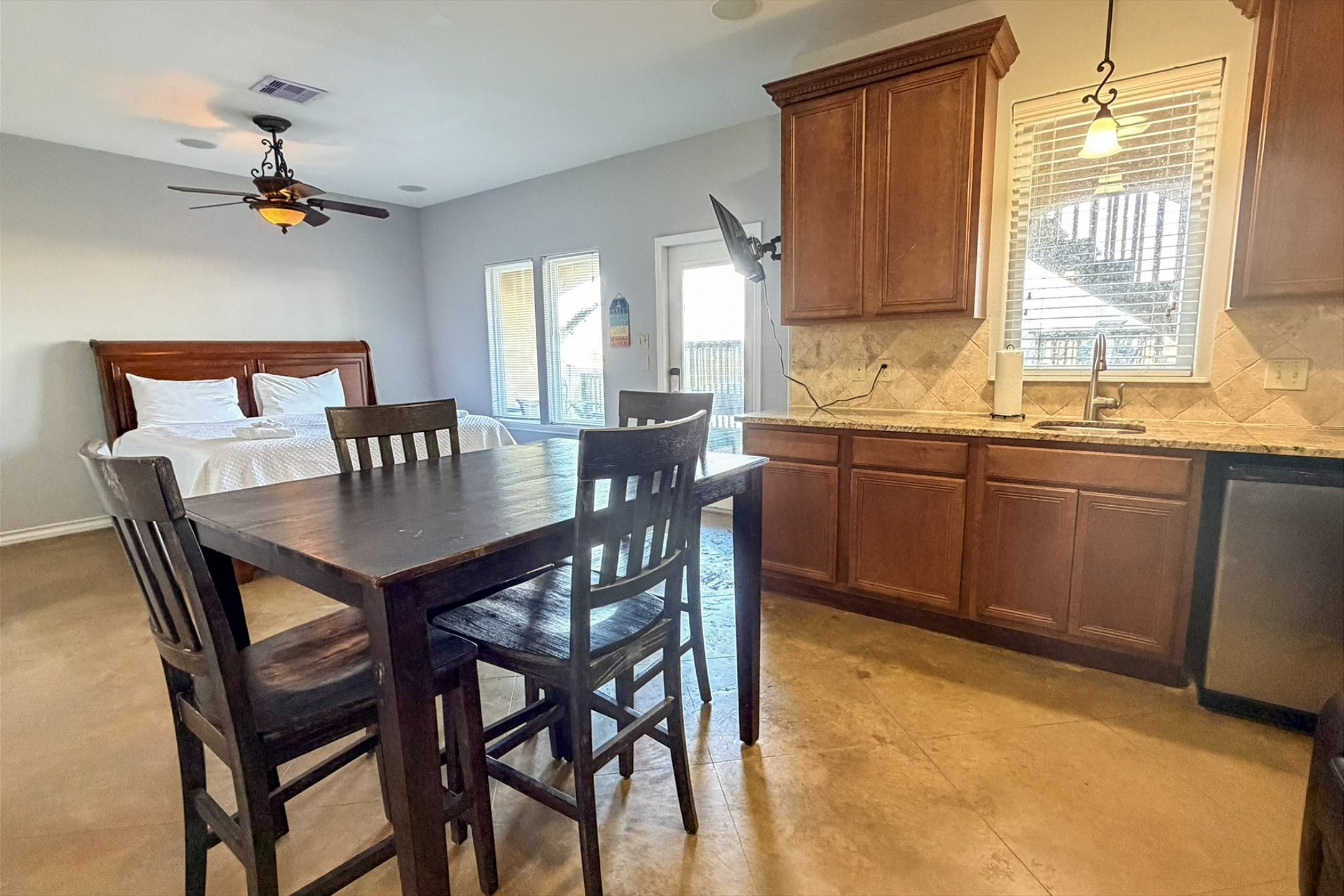 Your own private retreat - comfort and peace, just steps from the action