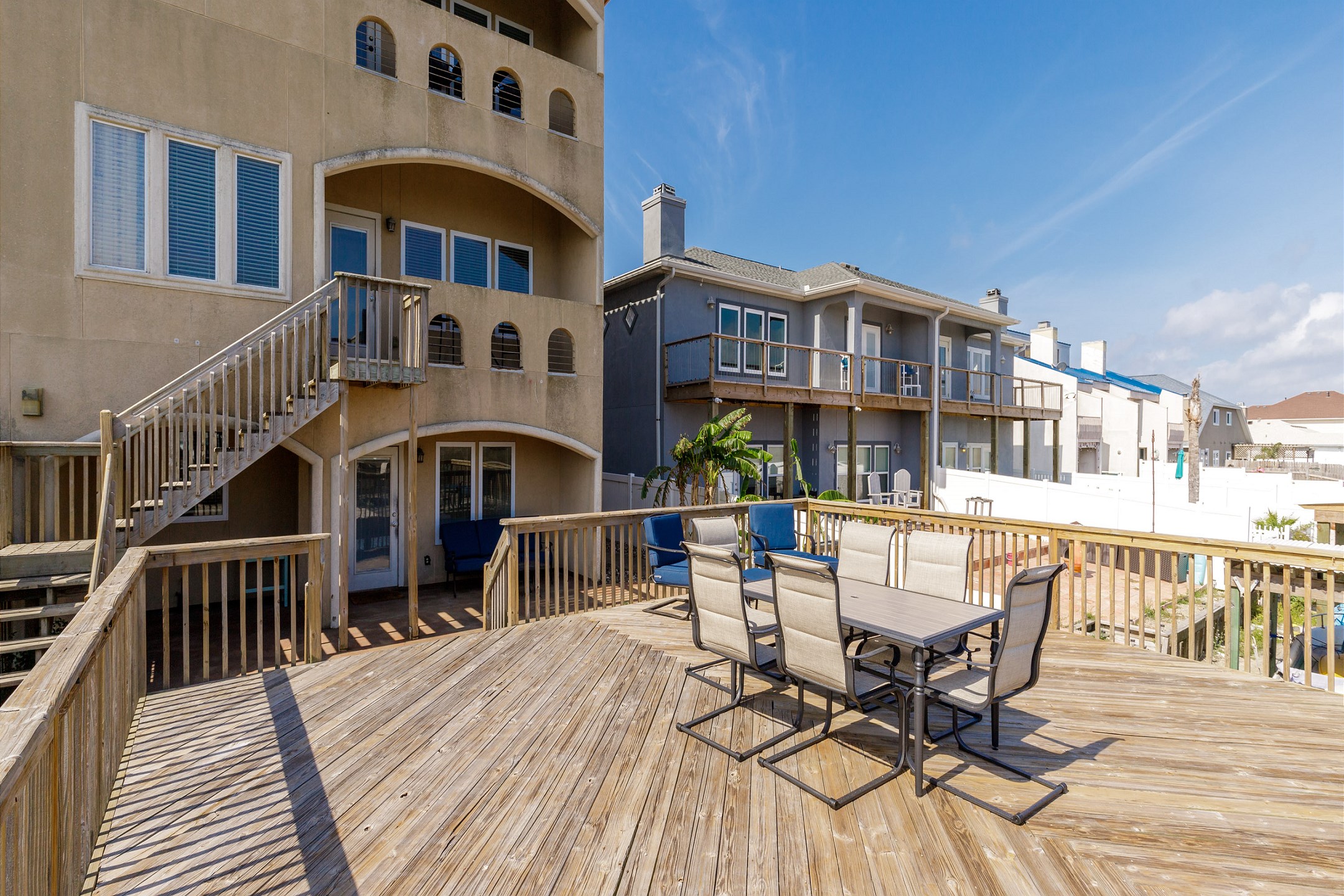 Amazing sundeck to spend time on your vacation - perfect place to relax and make new memories 