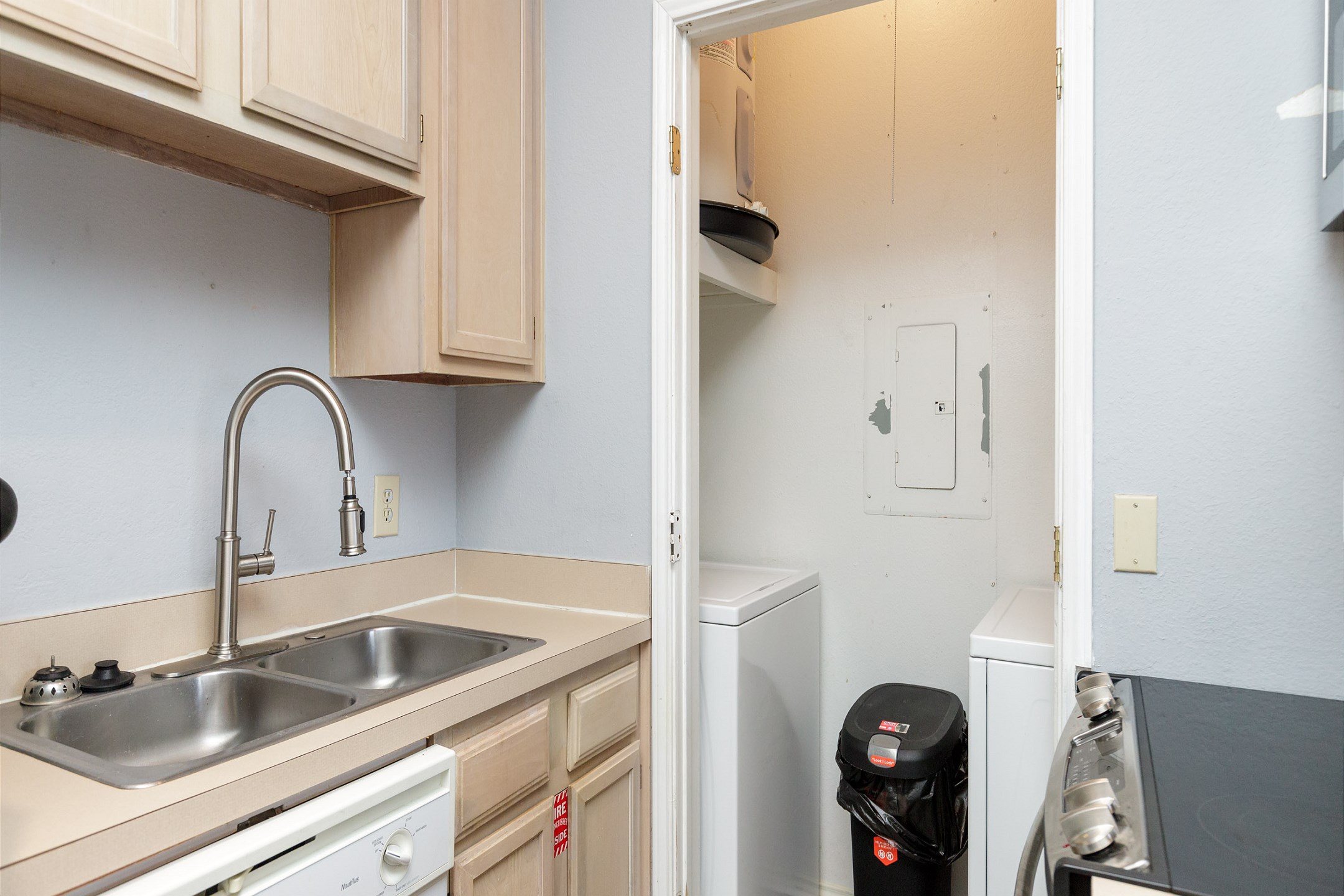 Fully equipped kitchen with everything you need for your convenience 