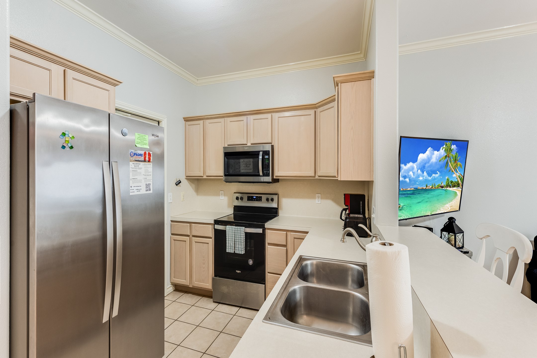 Fully equipped kitchen with everything you need to cook on your vacation