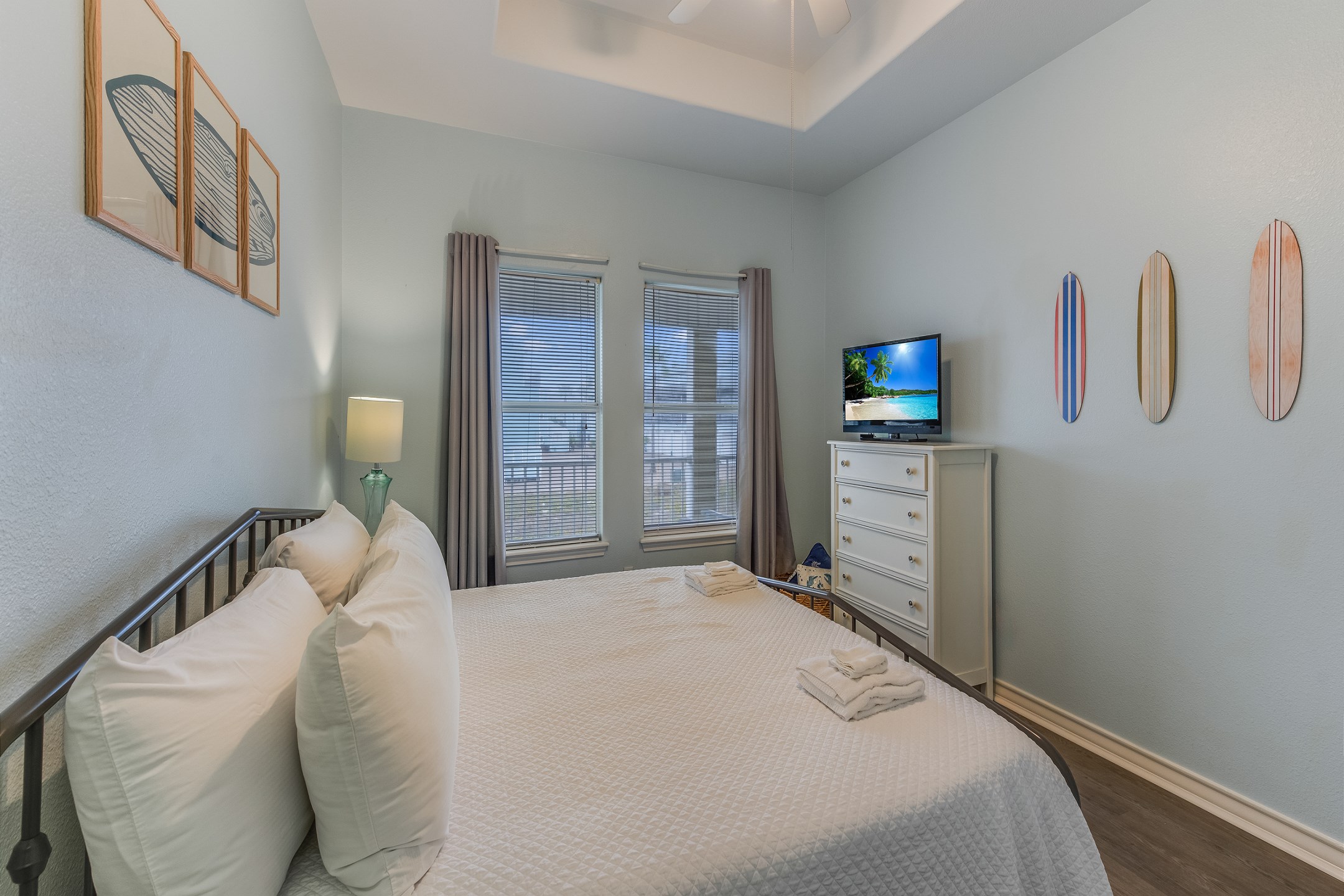 Master bedroom on the second floor with king size bed, private bathroom and flat screen TV
