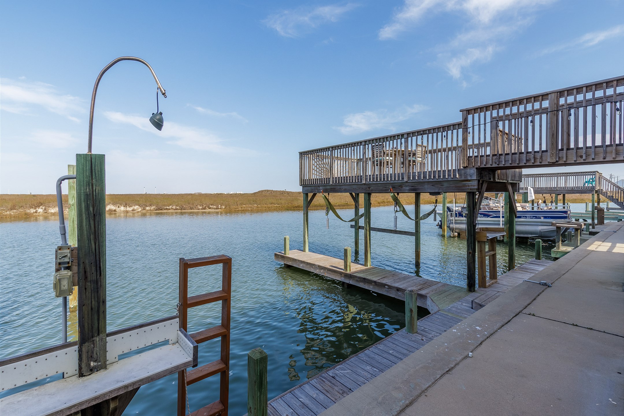 Your own reserved boat slip, fishing dock, and convenient fish cleaning station – it’s time to reel in the fun