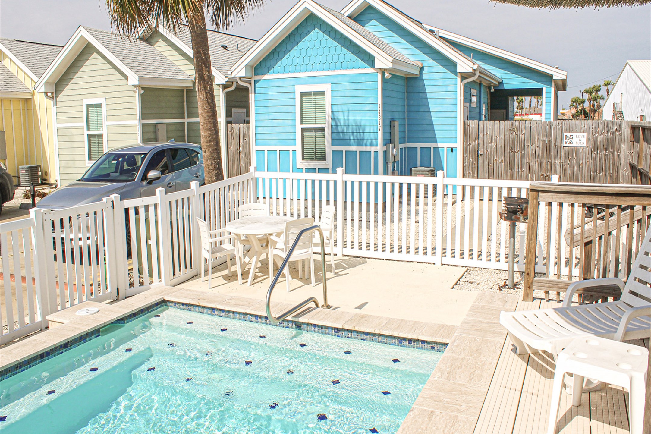 Easy access to the pool from the condo