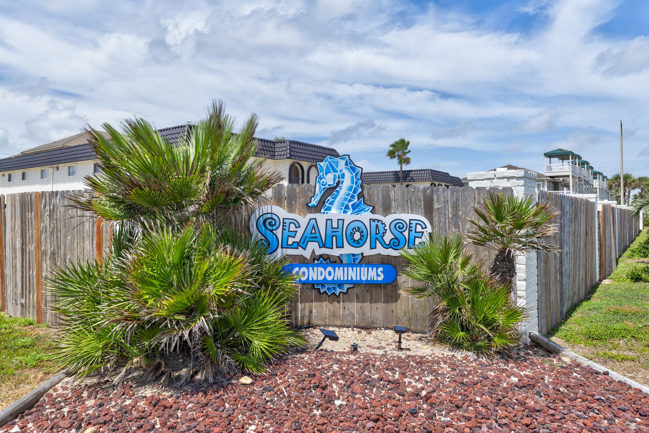 Seahorse Complex welcomes you to North Padre Island