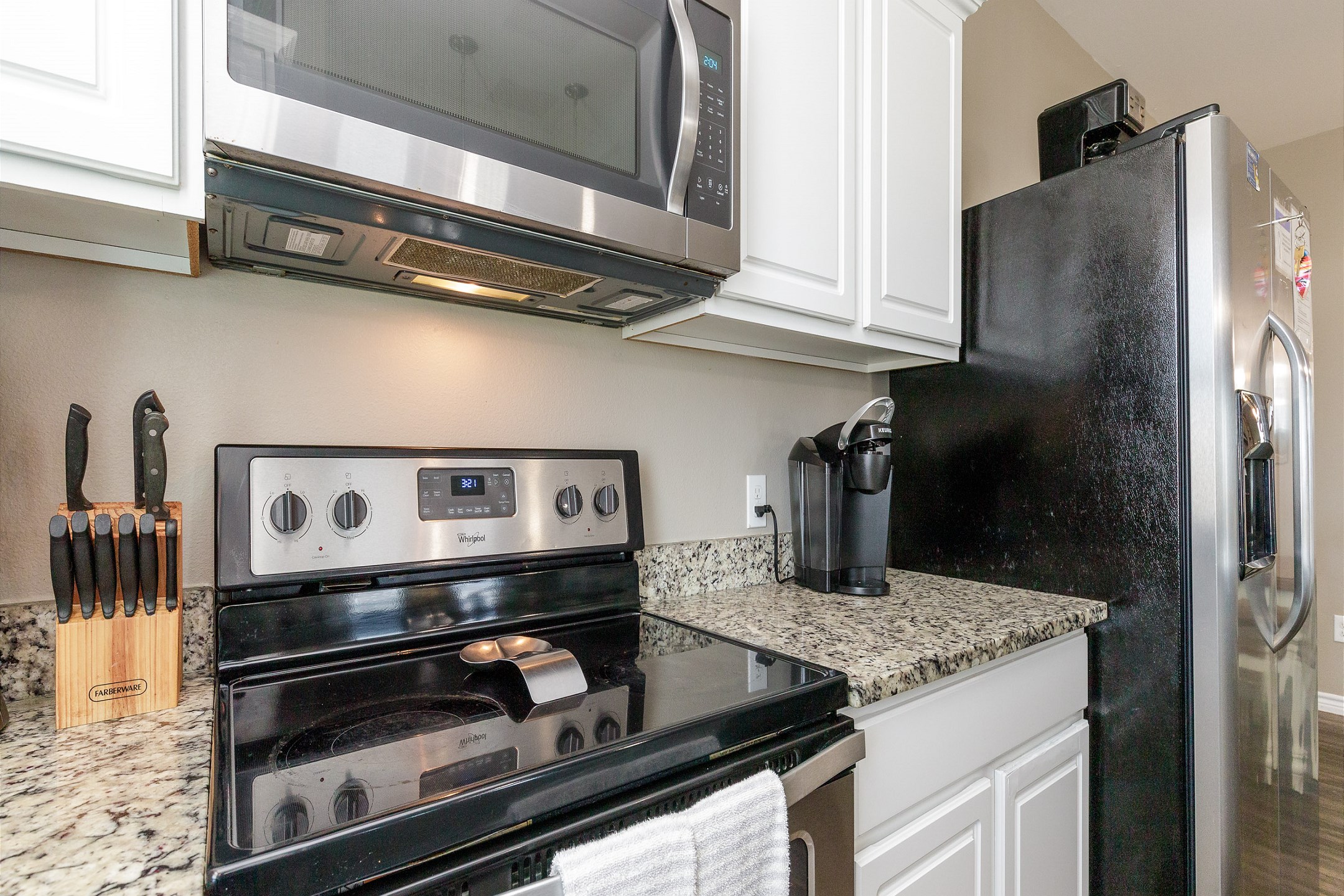 Updated kitchen area with everything you need to prep and cook on your vacation