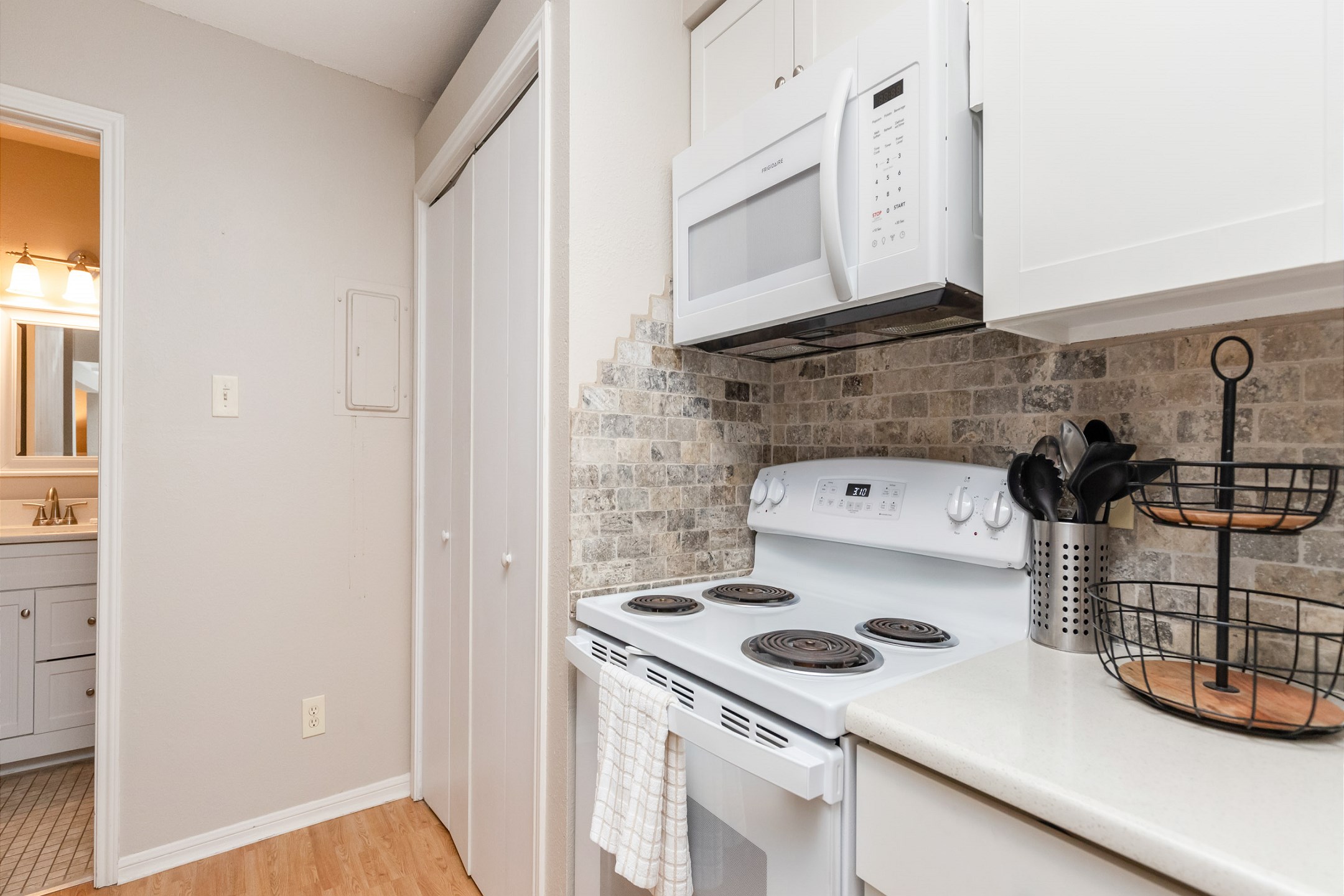 Kitchen area with everything you need to cook meals throughout the day