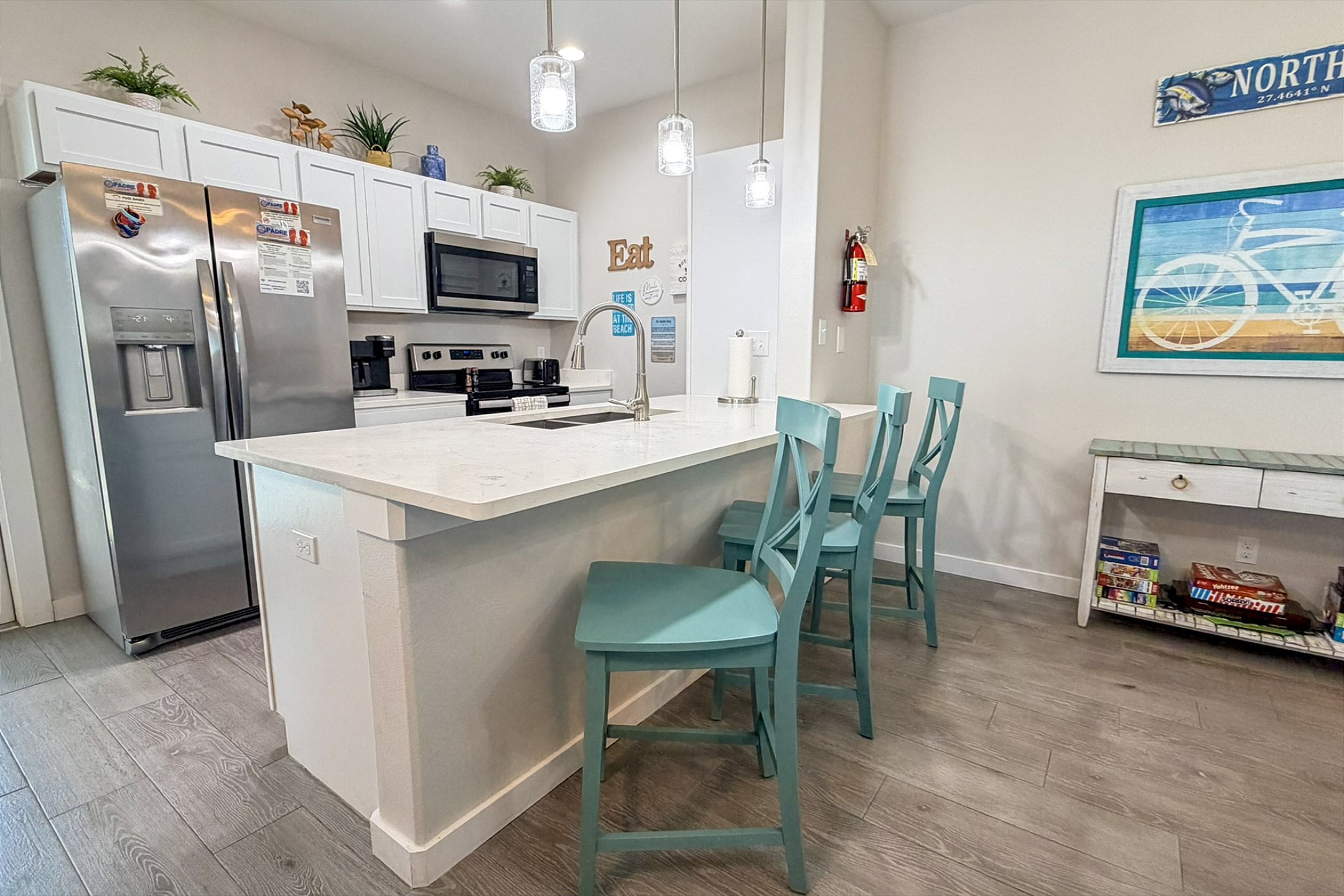 Island breakfast bar for casual dining anytime of the day