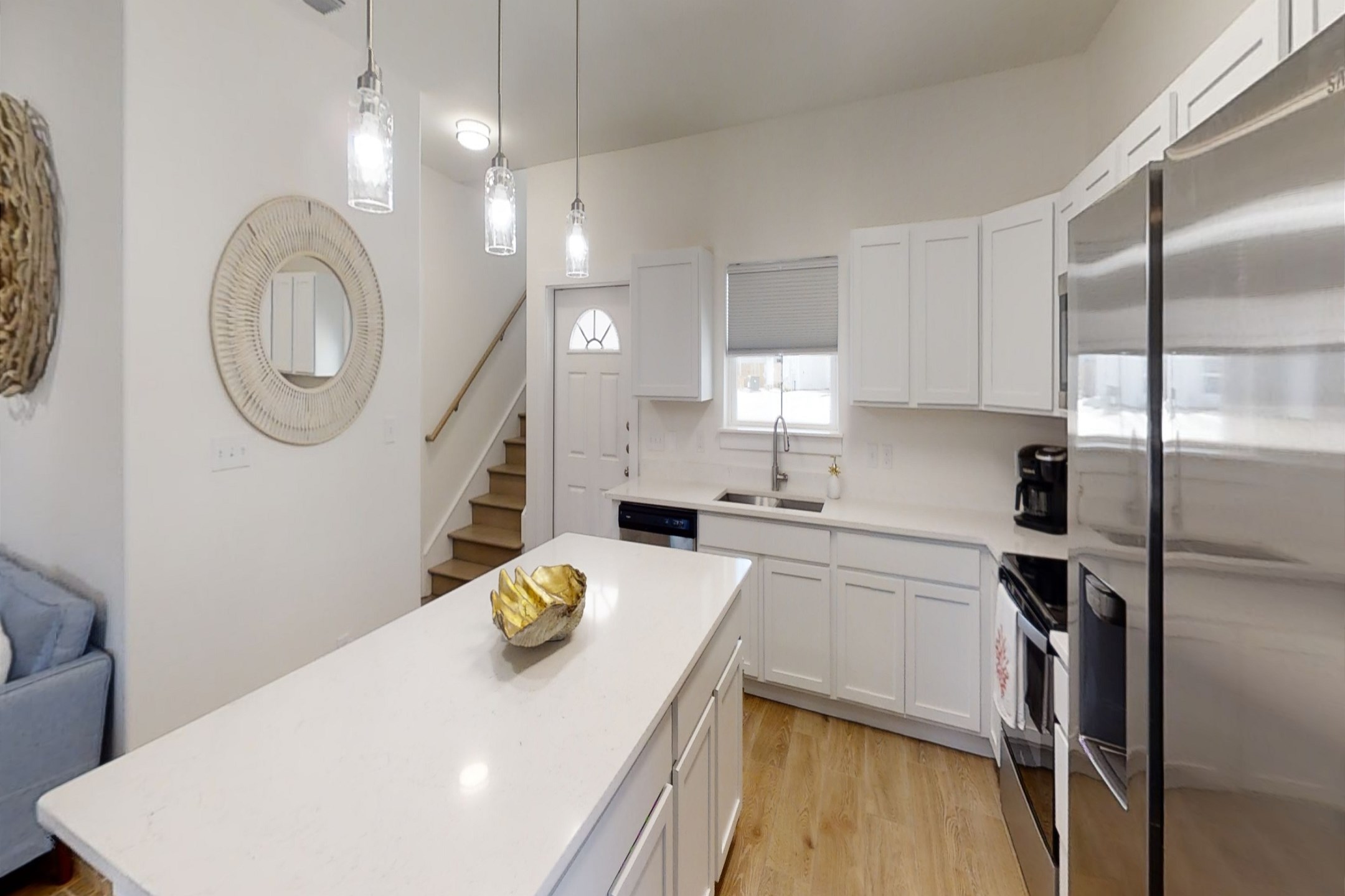 This kitchen is designed for delightful meal preparation during your getaway