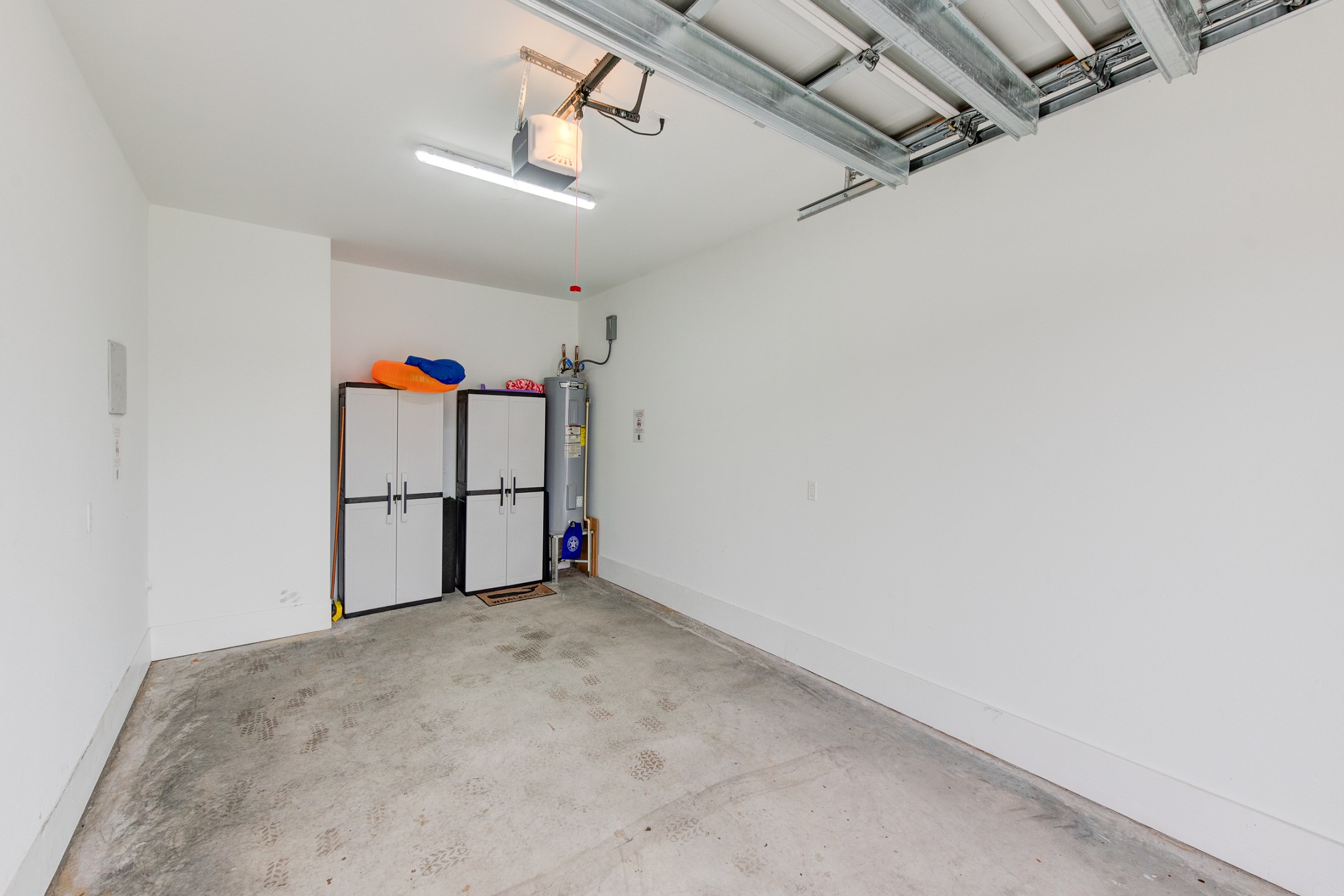 Garage access available for guests