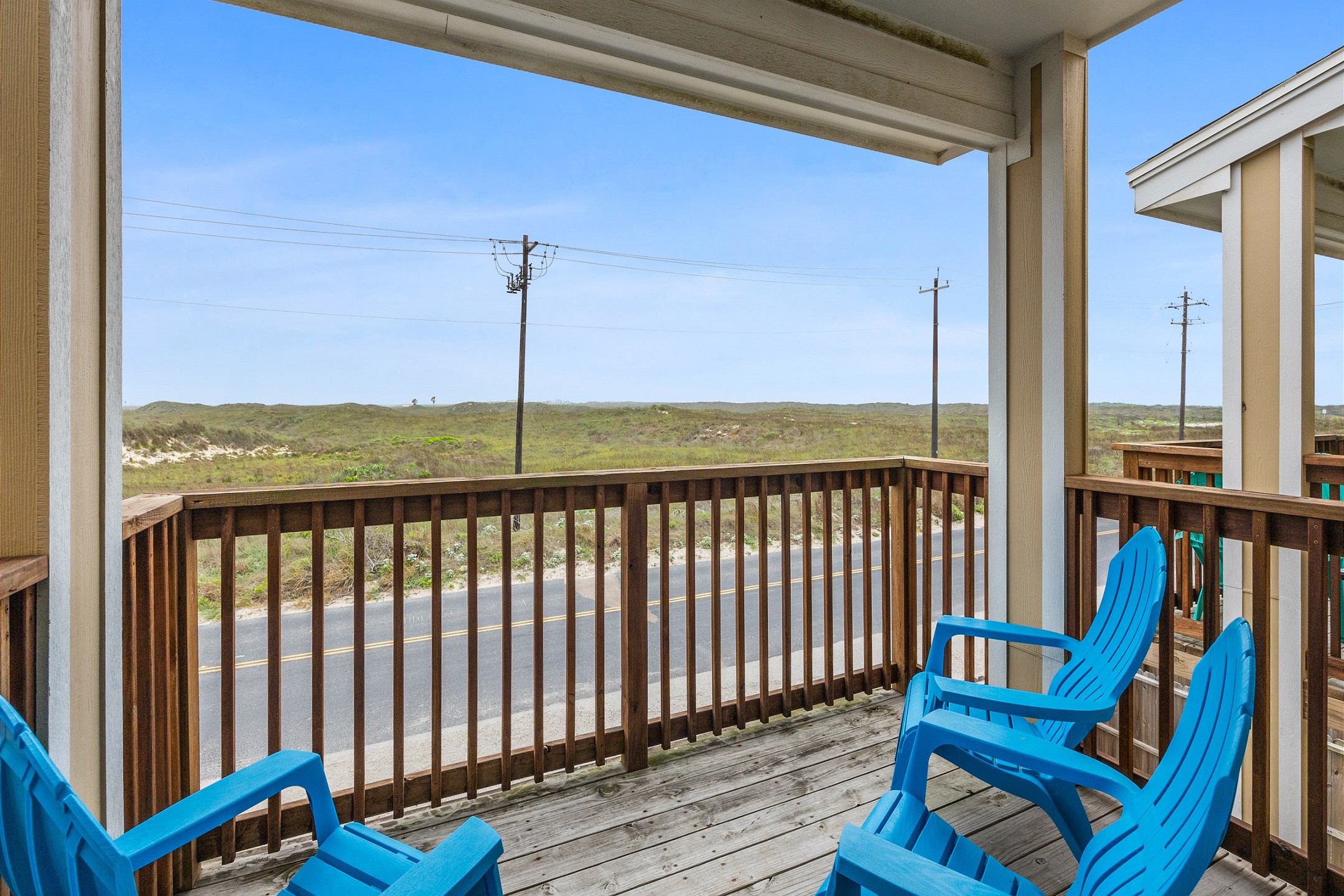 Village by the Beach - Bondi Beach P908