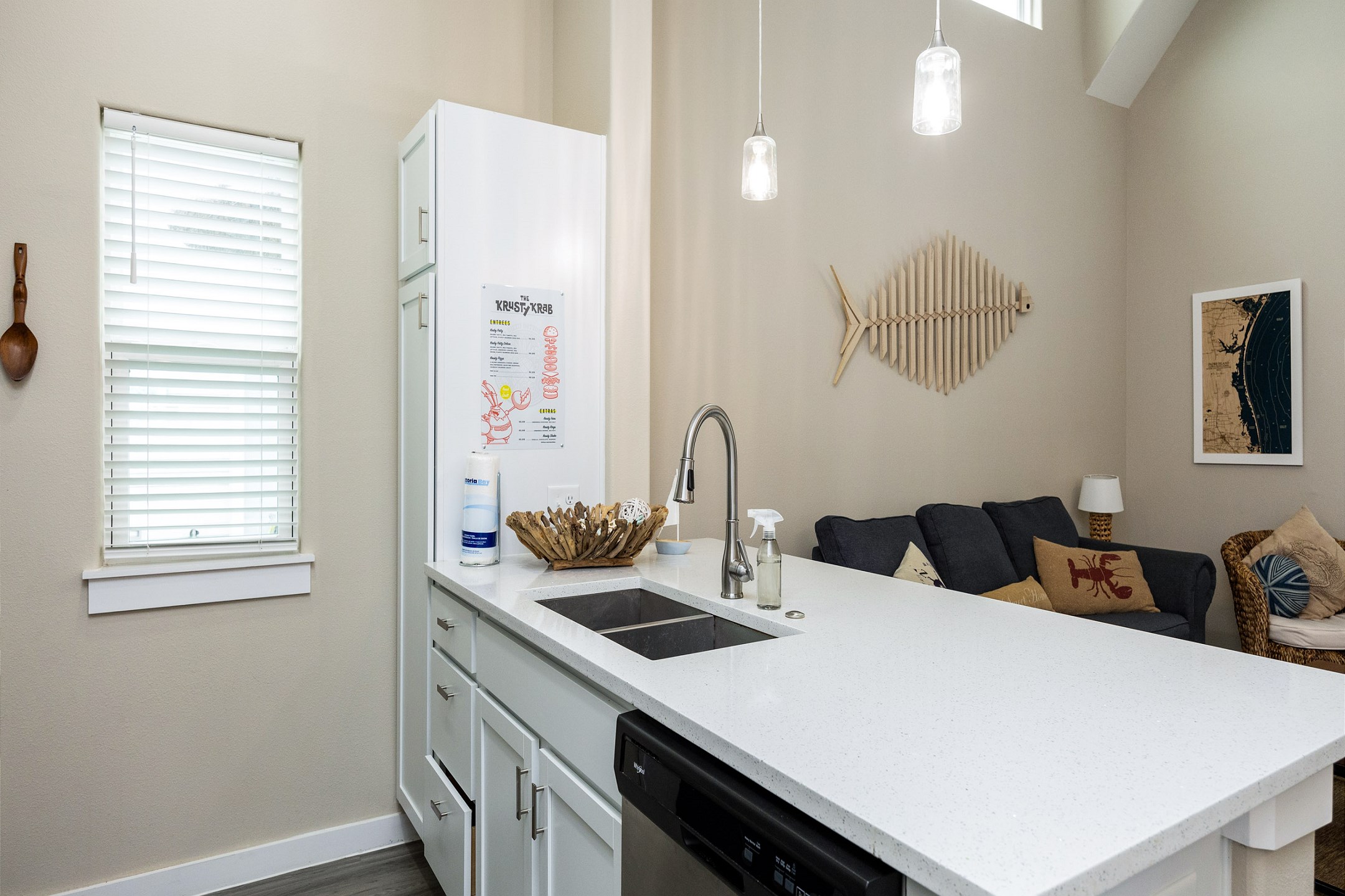 Beautiful kitchen area with plenty of space to make family dinners 