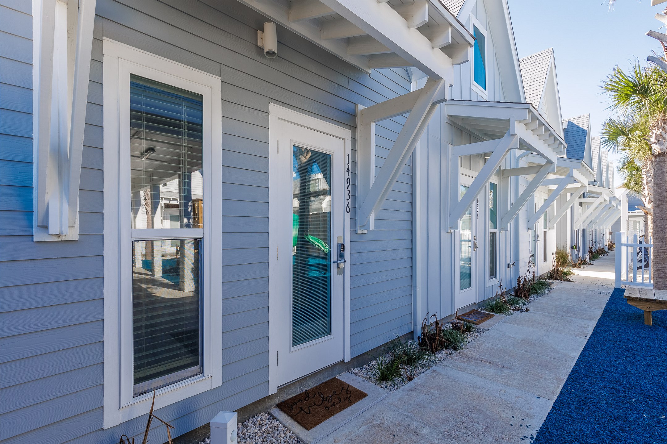 Front entrance to Big Kahuna located right across the pirate ship playground at Smugglers Cove