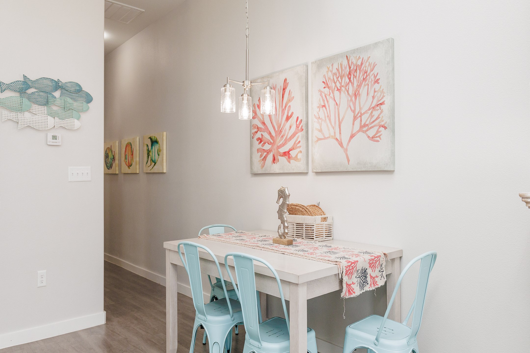 Dining area with seating for four 