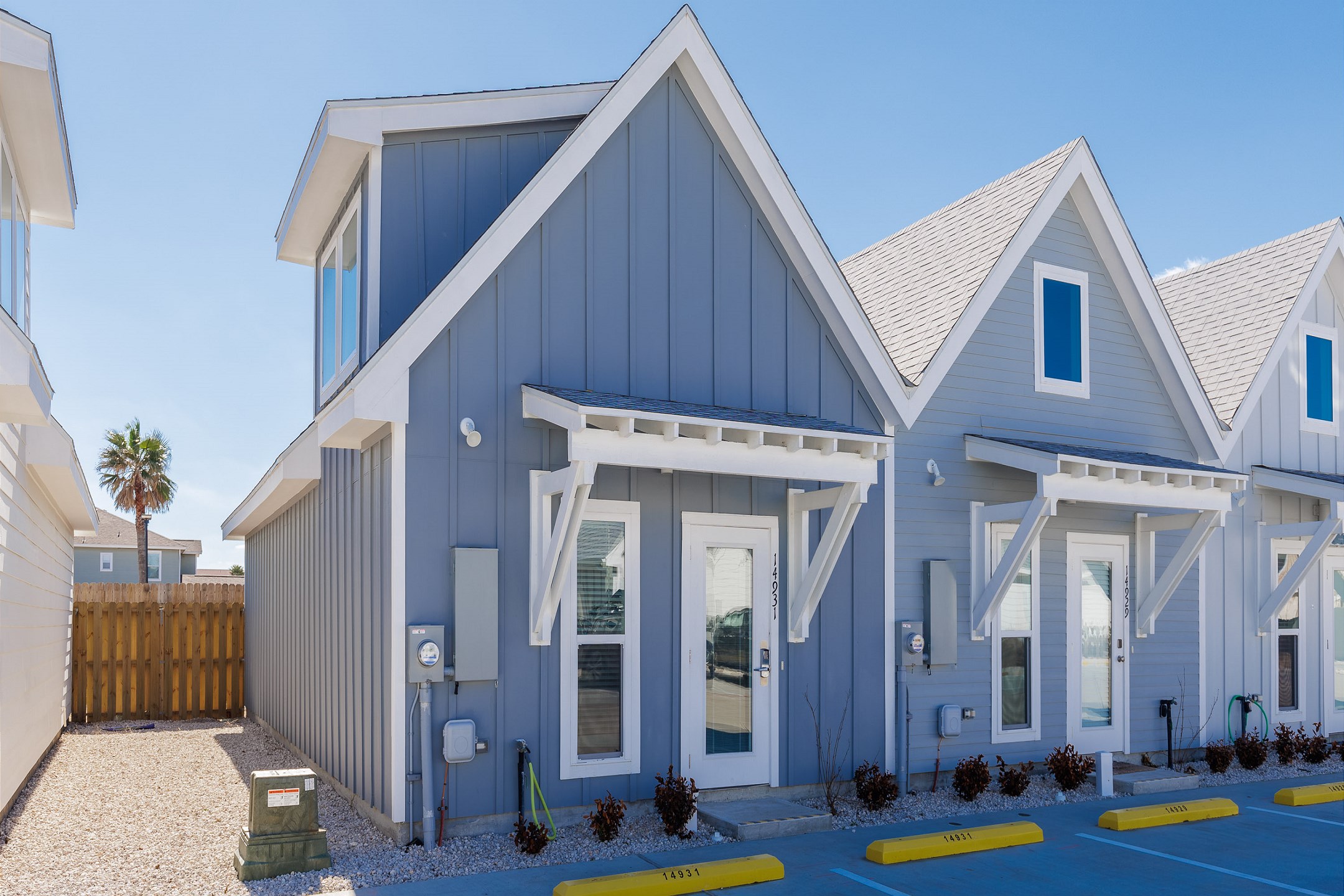 Welcome to Smuggler''s Cove – Reelin'' It Inn, the freshest complex on Windward Drive