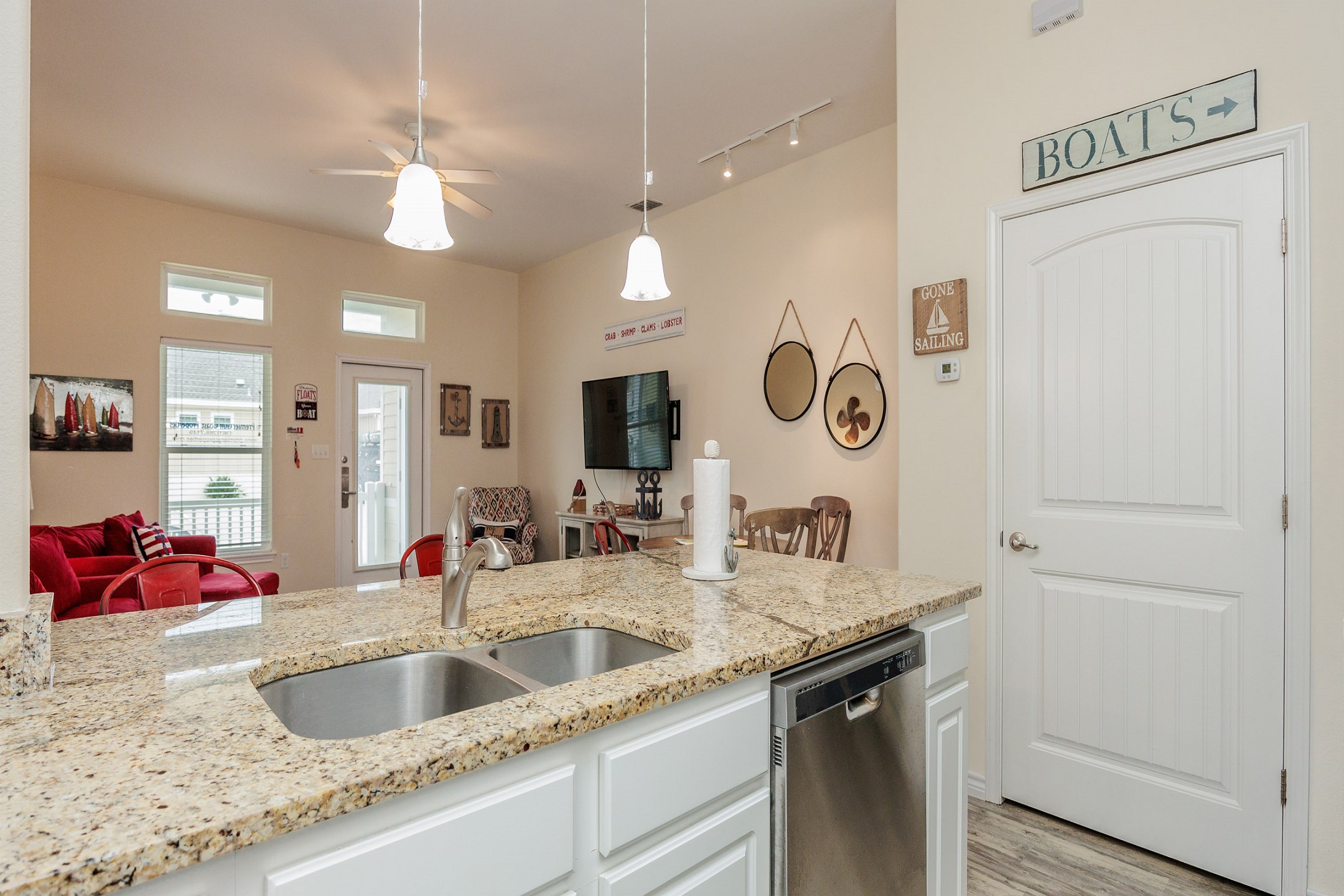 Kitchen space to cook meals with the family while entertaining 