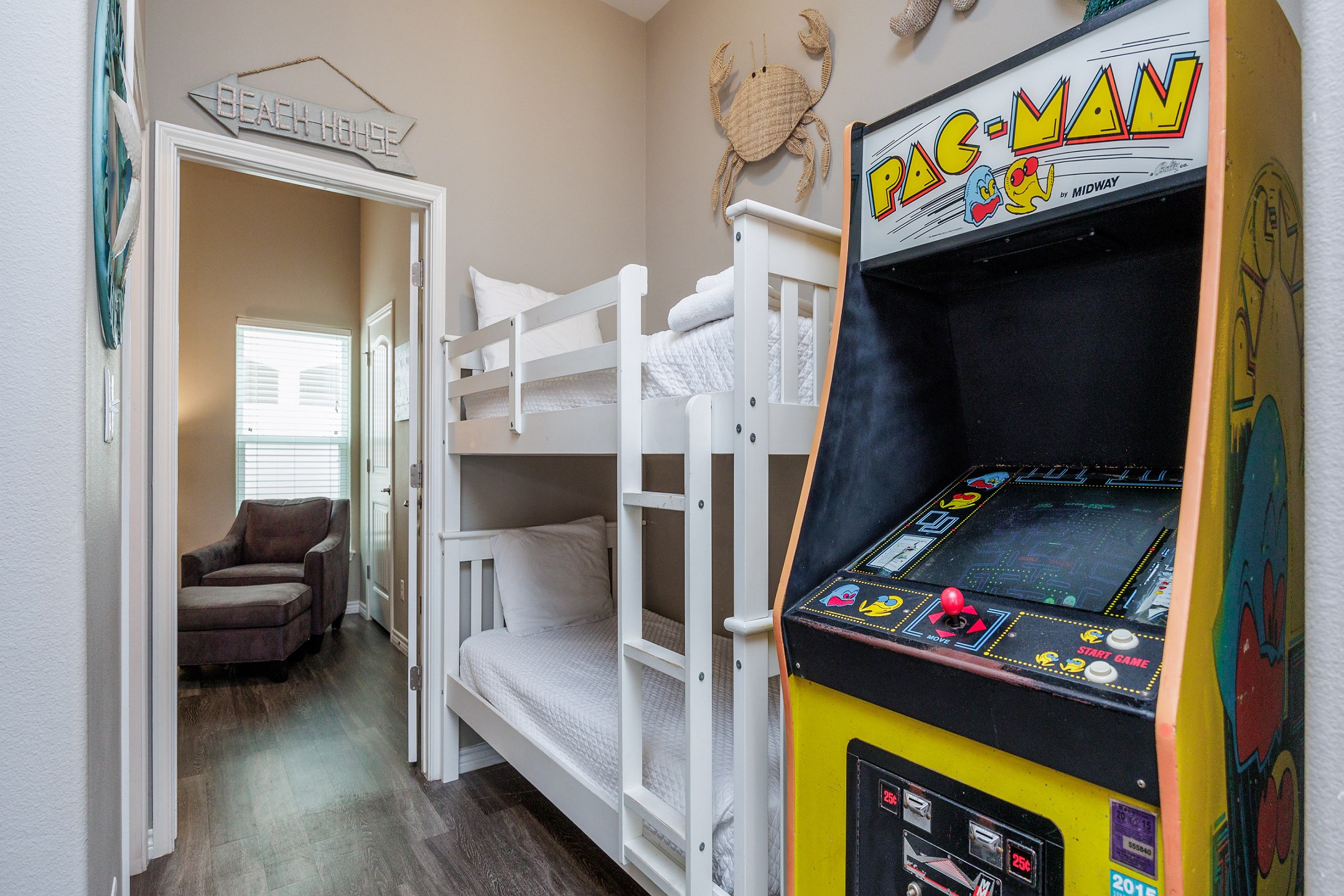 Village by the Beach - Half Moon Bay I911 3