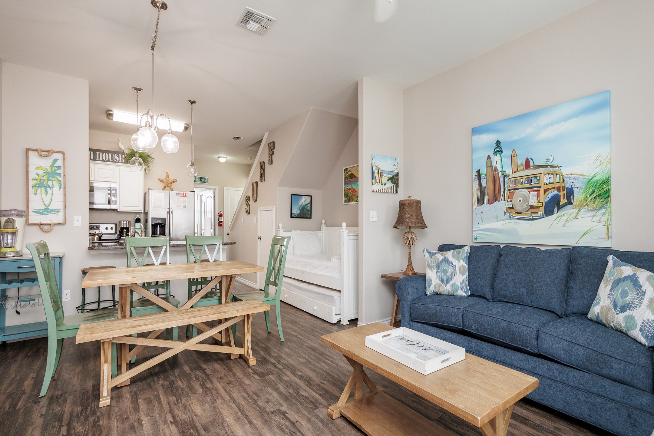 Village by the Beach - Beacons P921