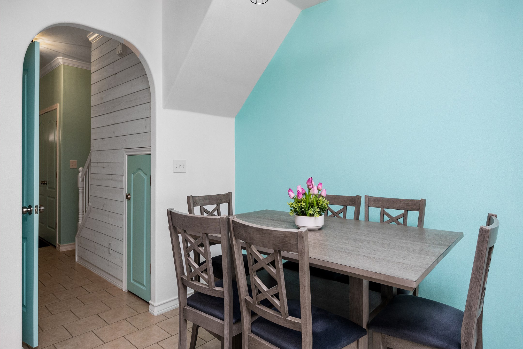 Dining room with seating for six