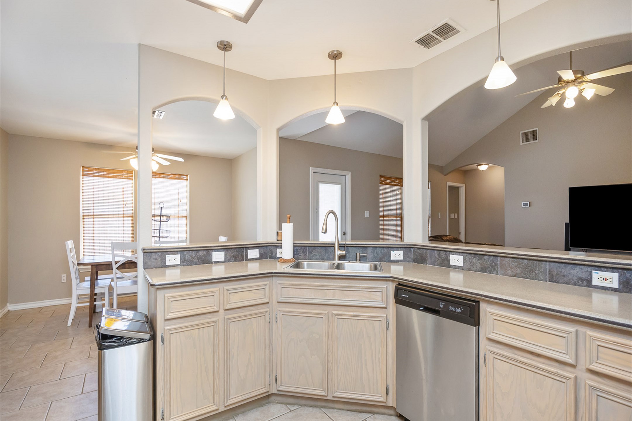 This kitchen is designed for delightful meal preparation during your getaway