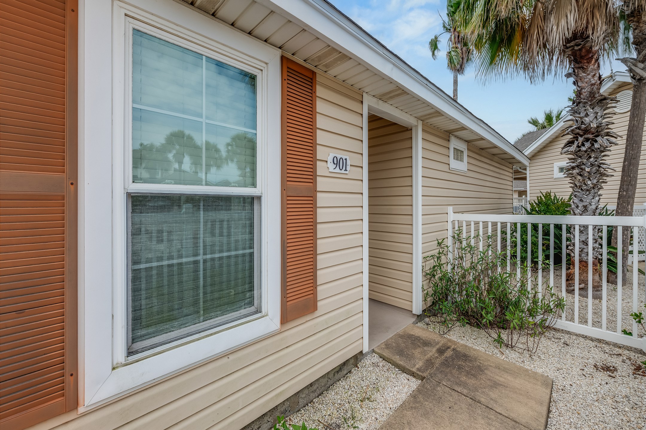 Corner condo bliss with convenient parking right outside.