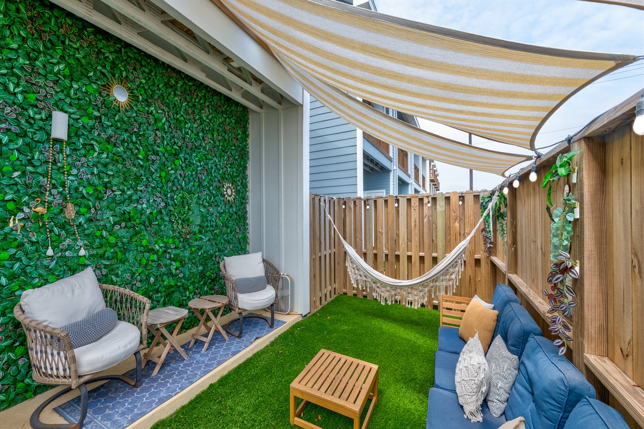 Smugglers Cove - The Best Nest TSPC910