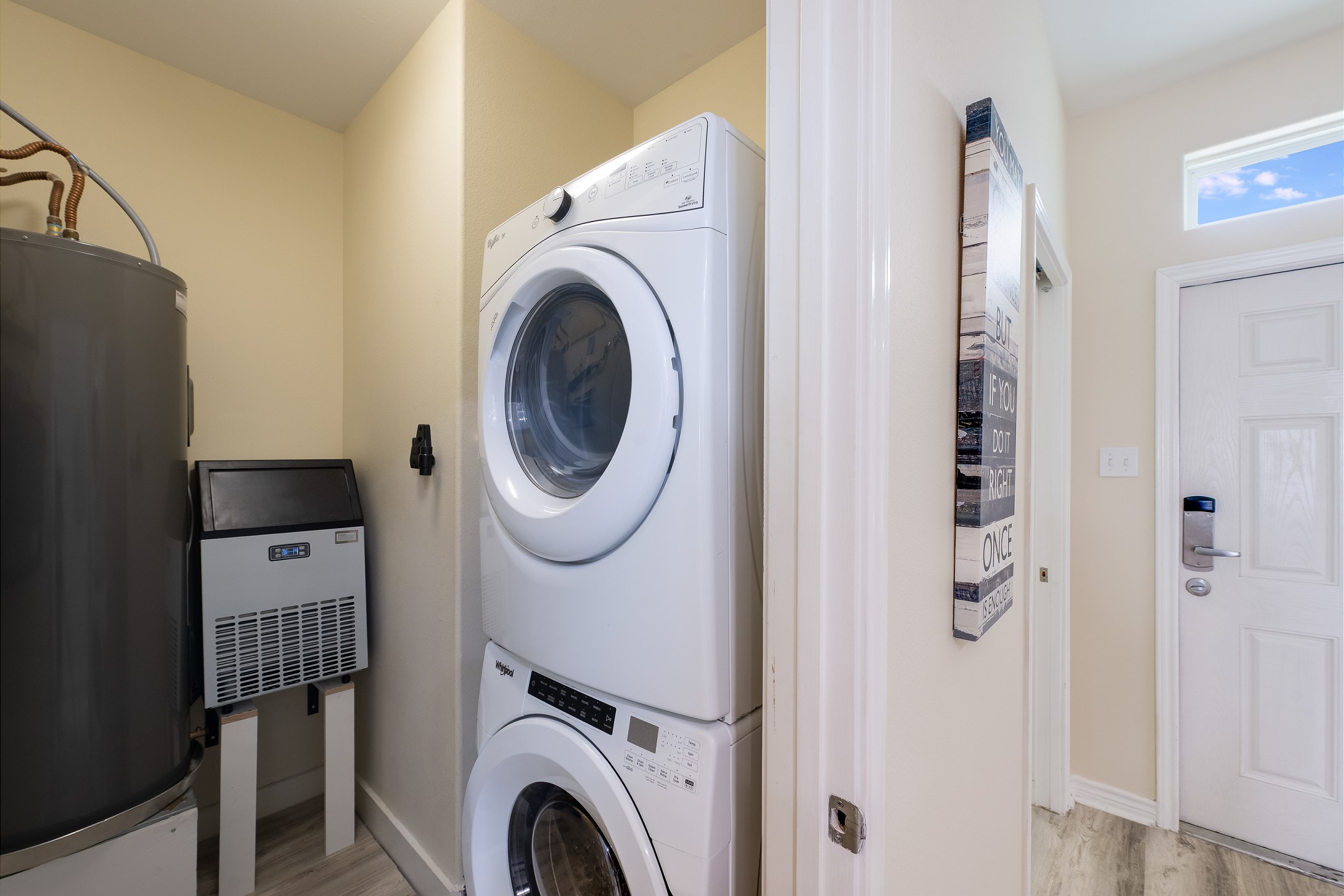 In property washer and dryer = less luggage and more beach gear