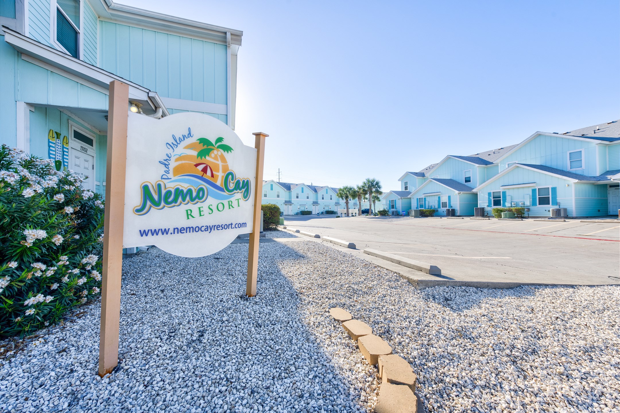 Welcome to Nemo Cay Resort