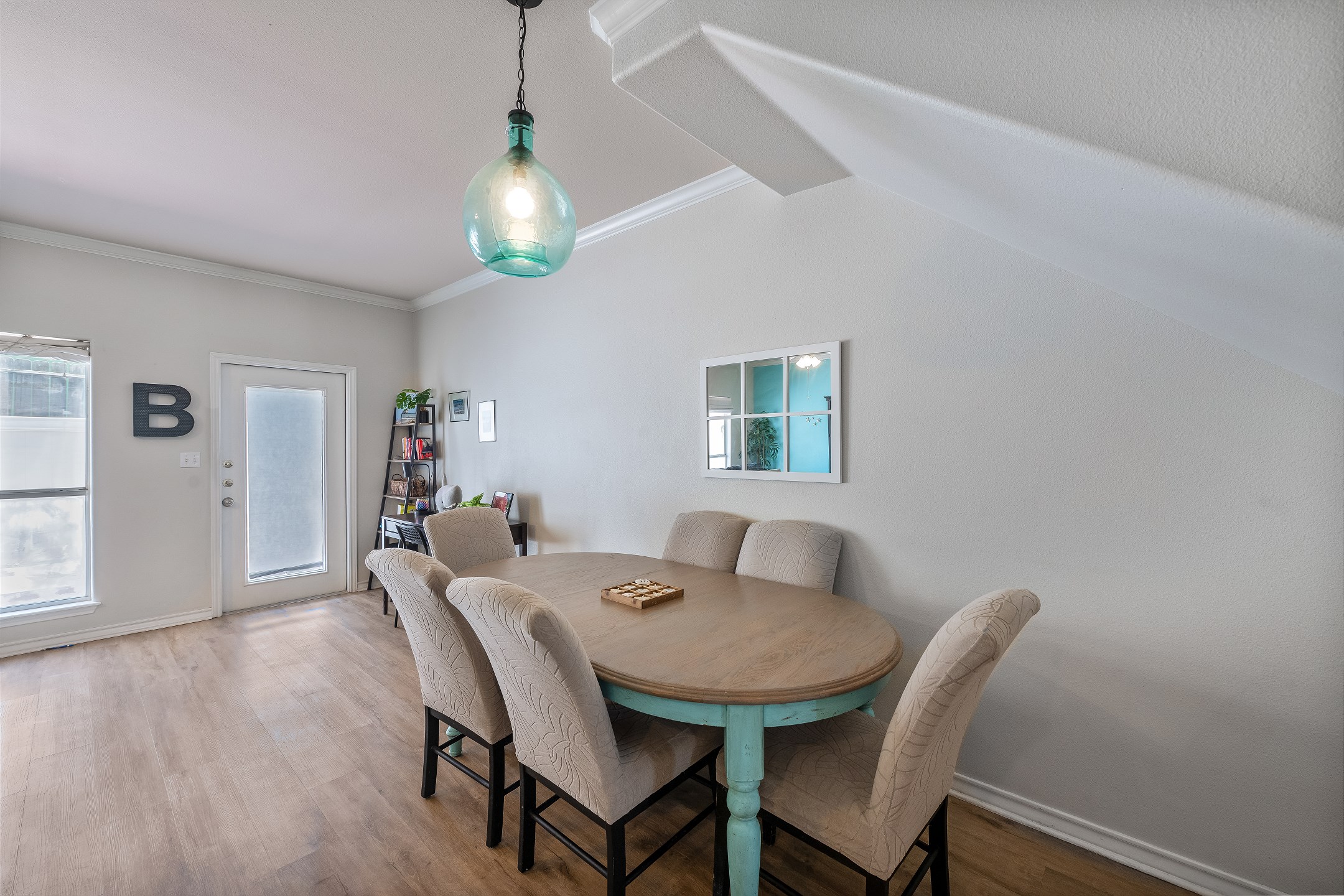 Dining table for six 